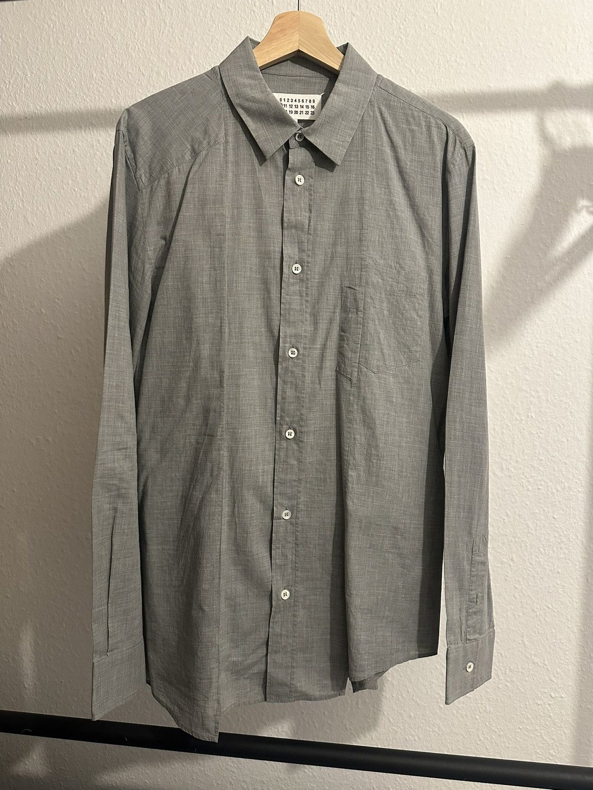 Maison Margiela Maison Margiela assymetric shirt Size US M / EU 48-50 / 2 - 1 Thumbnail