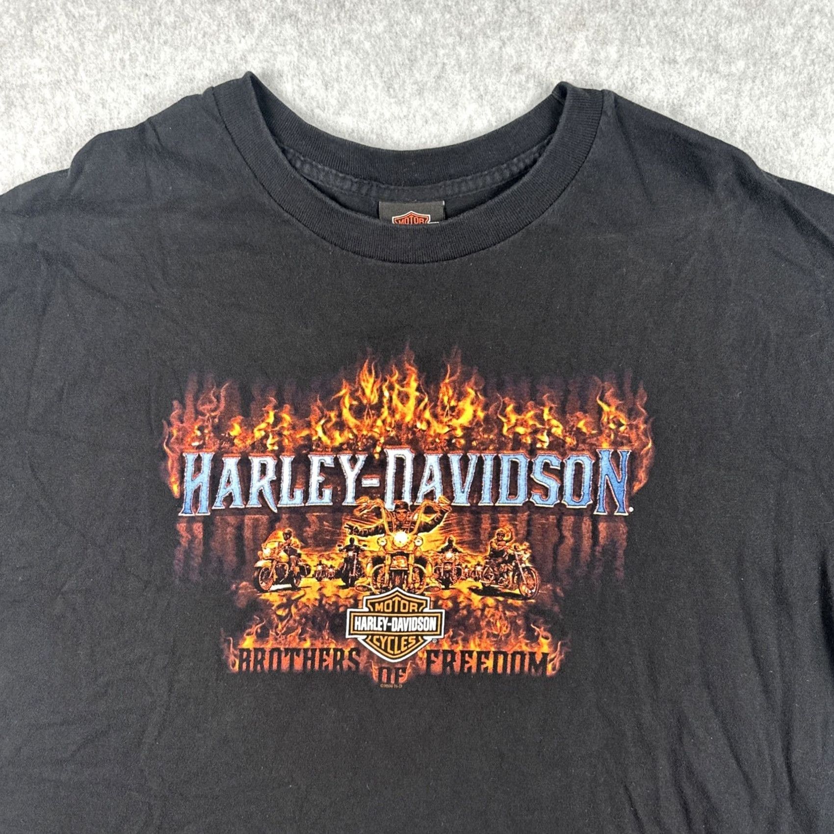 Harley Davidson VINTAGE Harley-Davidson Motorcycle Mens T-Shirt 2XL Black Crew Neck Short Sleeve Graphic Print Size US XXL / EU 58 / 5 - 5 Thumbnail