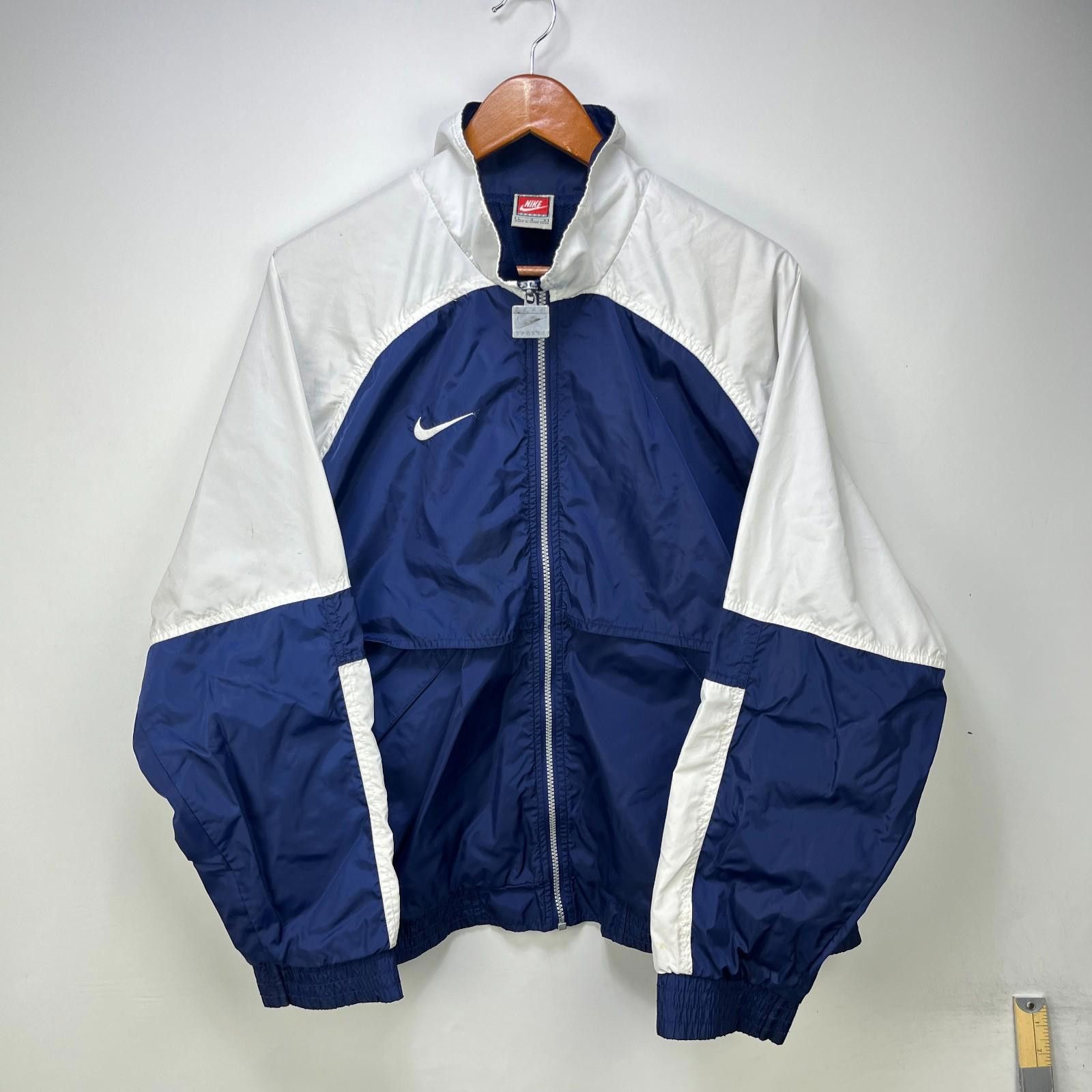 Nike Vintage 90s Nike Swoosh Windbreaker Jacket Large Size US L / EU 52-54 / 3 - 1 Thumbnail