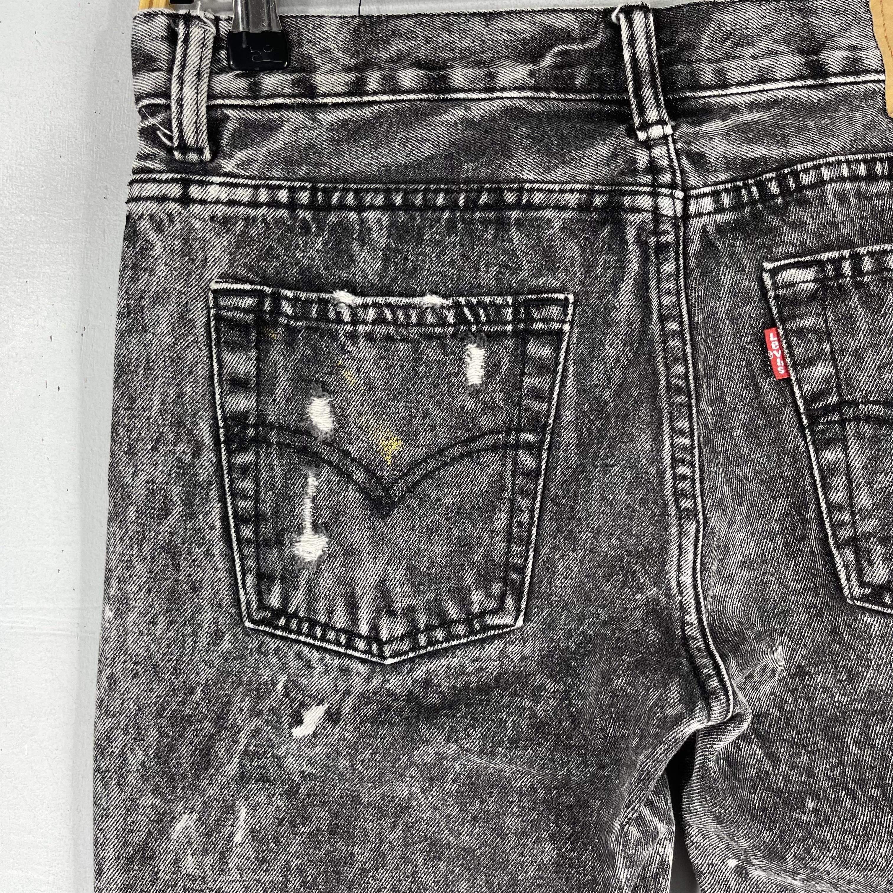 Levi's W28 Levis 511 Black Stoned Wash Distressed Short Jeans Size 28" / US 6 / IT 42 - 12 Thumbnail