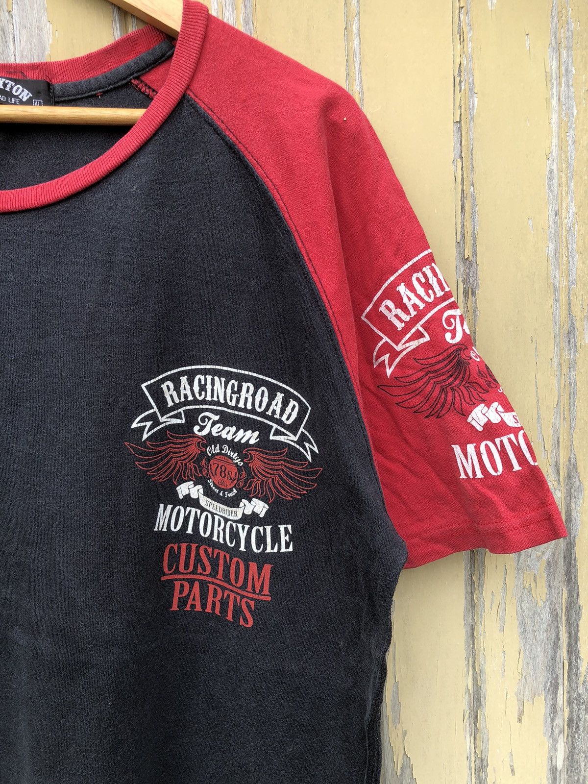 Harley Davidson × Japanese Brand × Vintage Vintage Thruxton Racingroad Motorcycle Team Old Dirty Tee Size US L / EU 52-54 / 3 - 12 Thumbnail