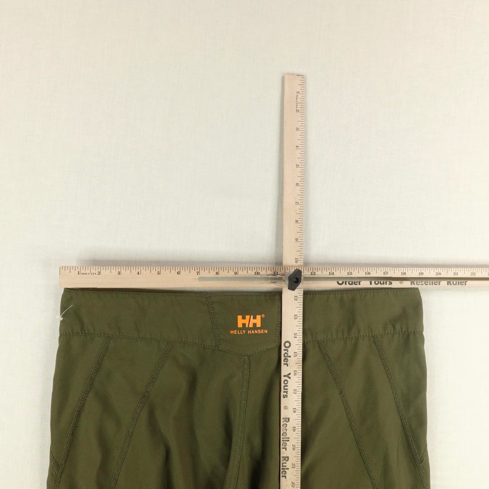 Helly Hansen Helly Hansen Board Shorts Mens 38 Green Orange Bathing Suit Swim Trunks Surfing Beach Outdoor Mens 38 Green Orange Board Shorts Size US 38 / EU 54 - 6 Thumbnail