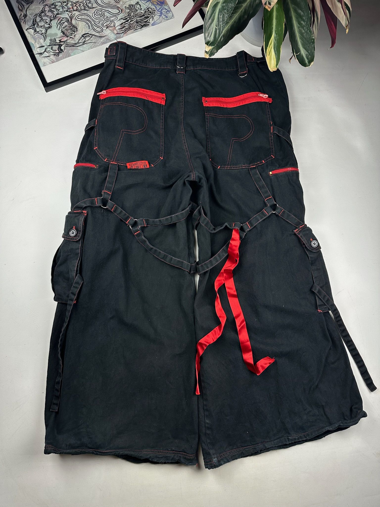 Rare Vintage Criminal Damage Bondage parachute Cargo Pants