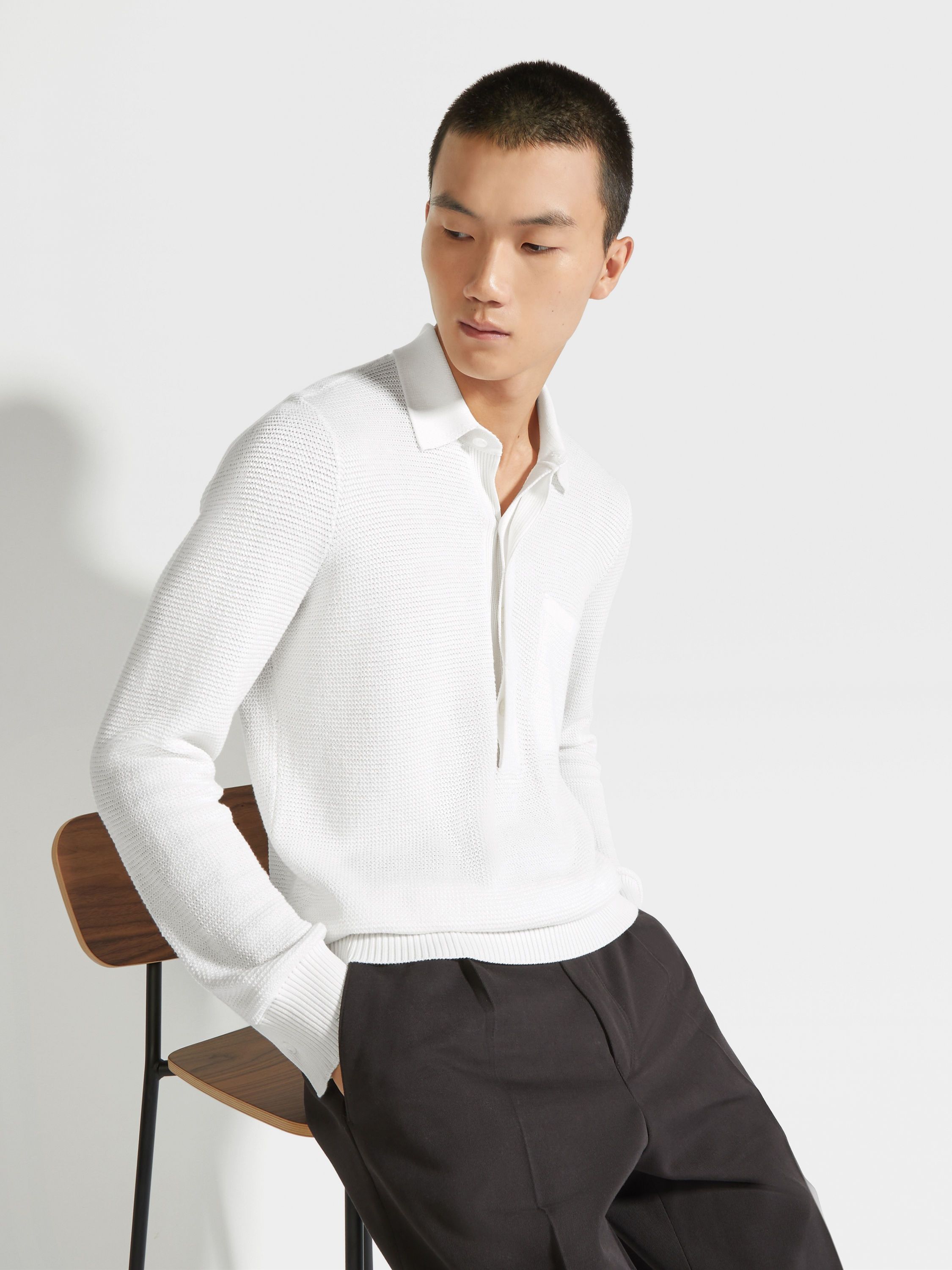 Ermenegildo Zegna o1s1rm0225 RUDD6 Polo Shirt in White Size US M / EU 48-50 / 2 - 3 Thumbnail