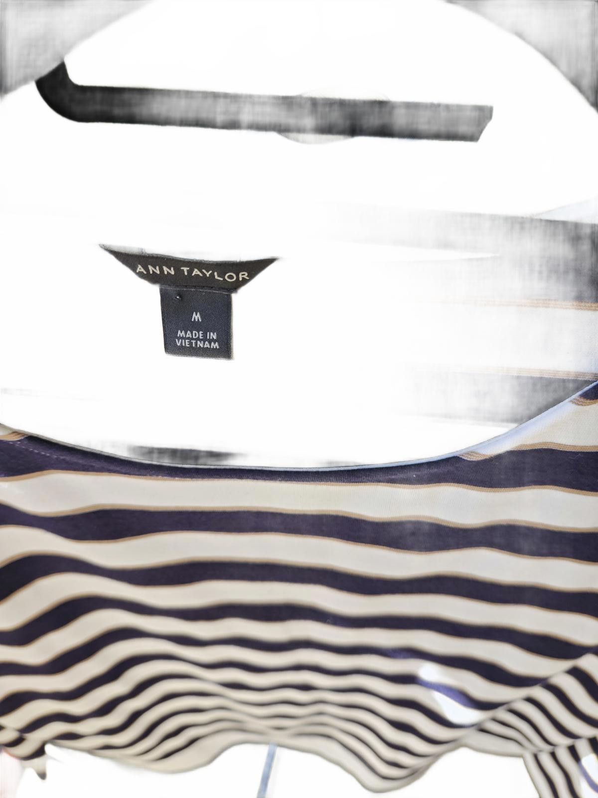 Ann Taylor Ann Taylor knit top M Size ONE SIZE - 2 Thumbnail