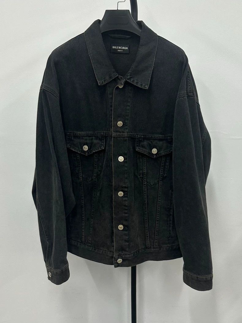 Balenciaga Balenciaga Painted Graffiti Double B Luminous Denim Jacket Size US XS / EU 42 / 0 - 2 Thumbnail