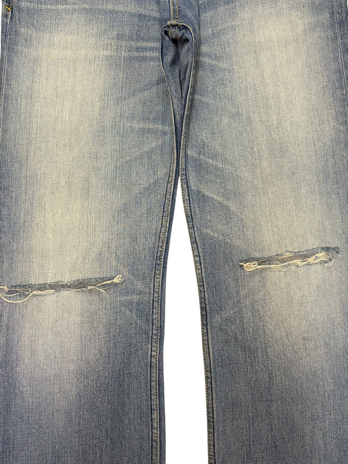 Edwin Unbranded Faded Wash Distressed Bootcut Jeans Size US 32 / EU 48 - 3 Thumbnail
