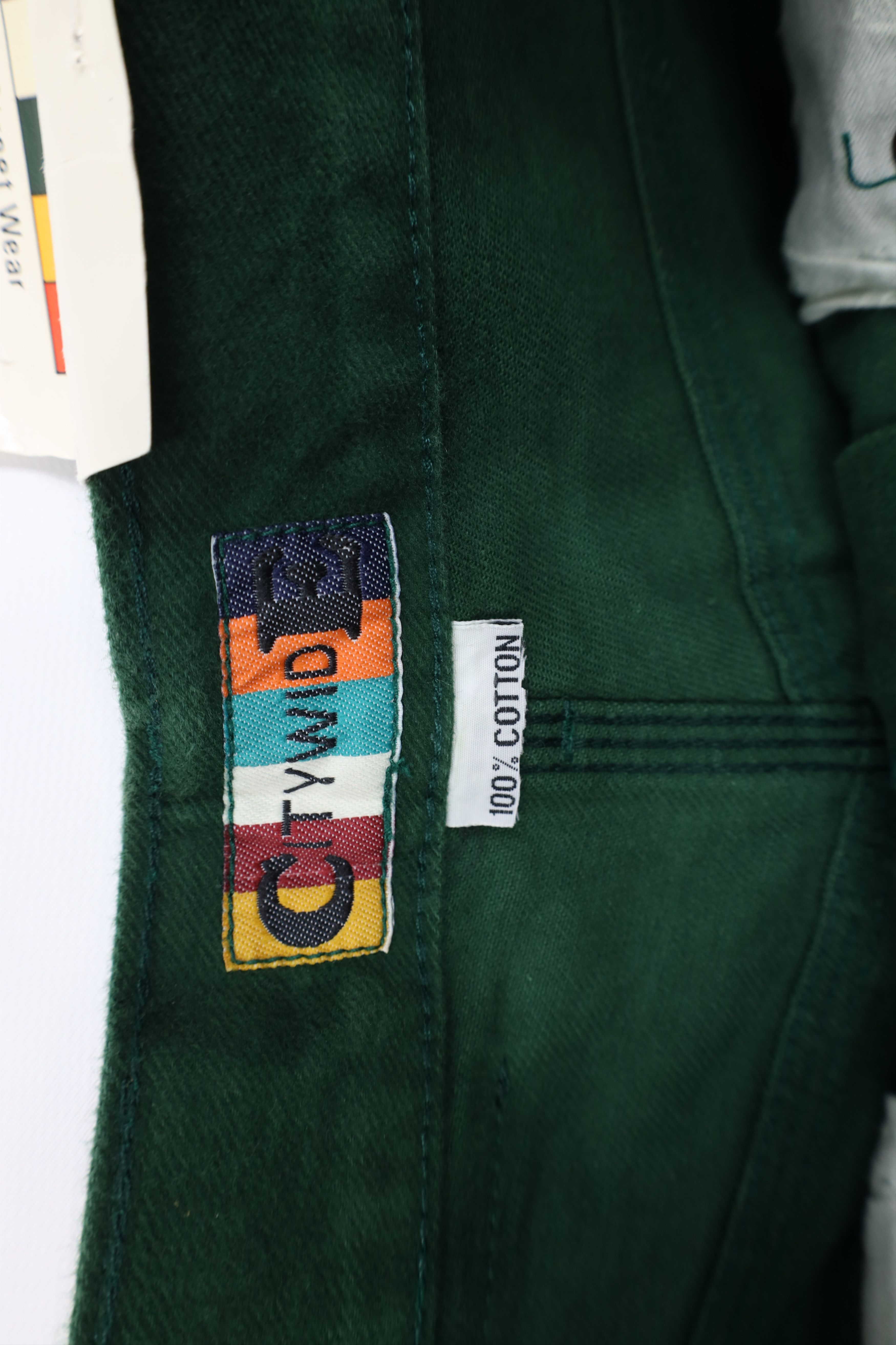 Vintage Deadstock Vintage 90s Streetwear Fit Shorts Green Cotton Size US 30 / EU 46 - 6 Thumbnail