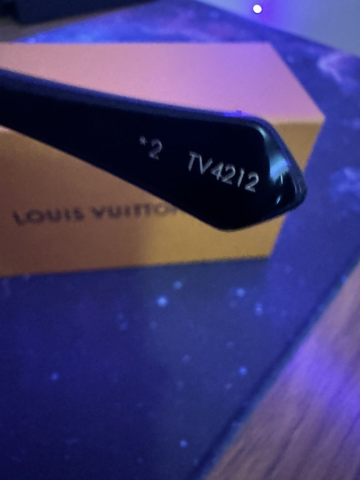 Louis Vuitton Louis Vuitton Cyclone Sunglasses Size ONE SIZE - 5 Thumbnail