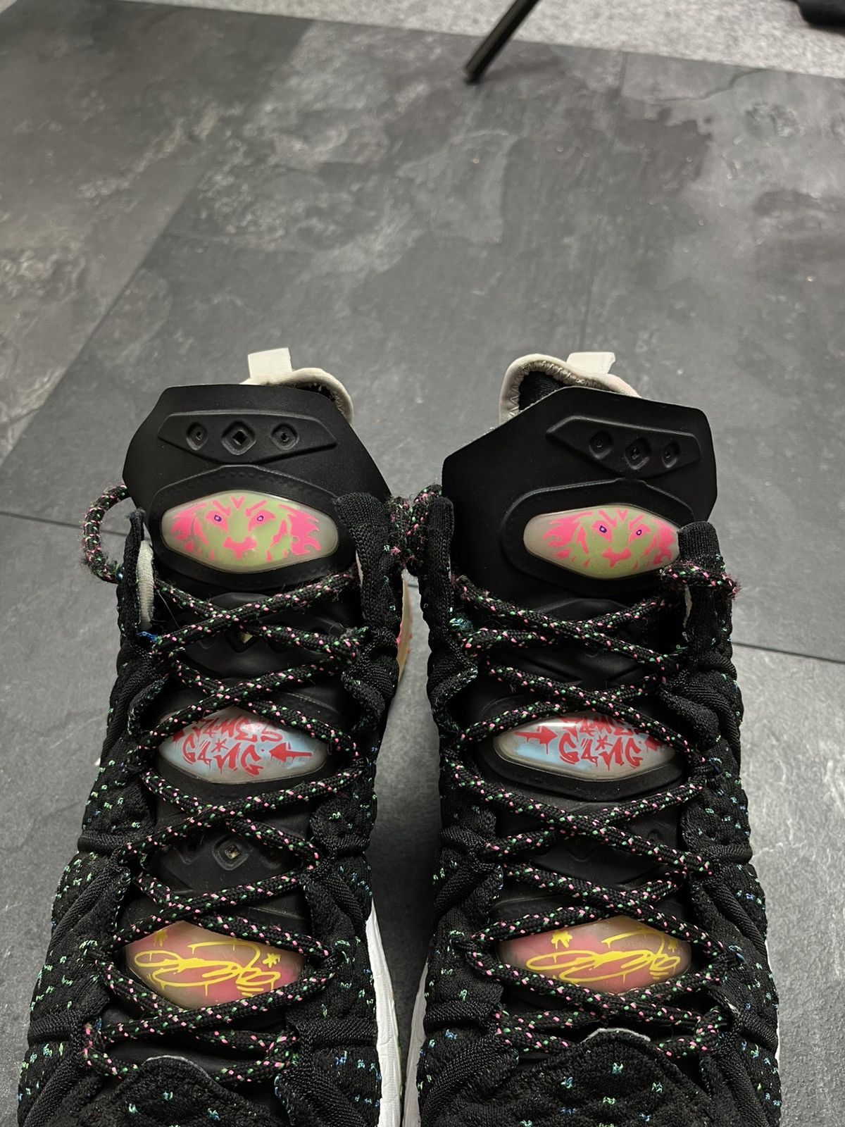 Nike LeBron 18 EP James Gang