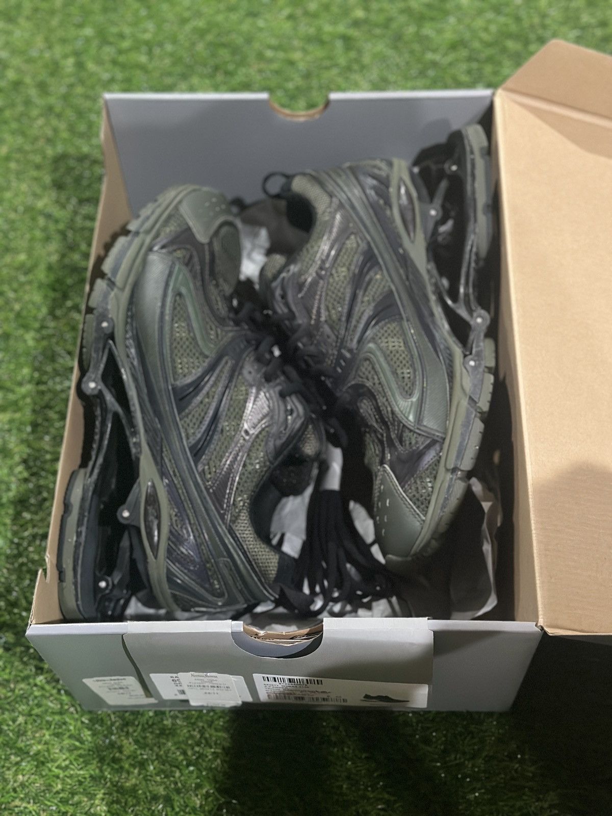 Balenciaga Size 11 - Balenciaga Expander Green Size US 11 / EU 44 - 2 Thumbnail