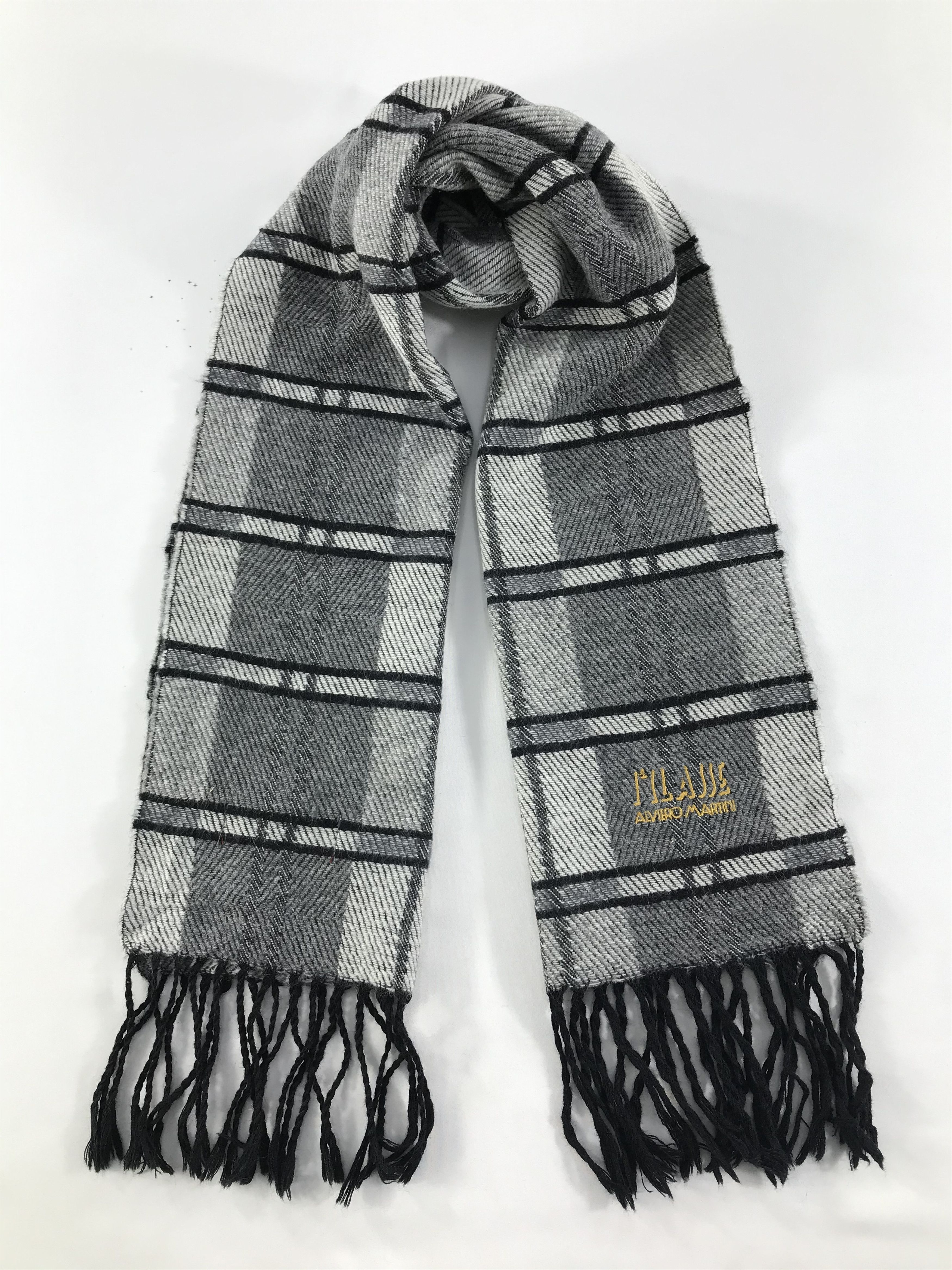 Alviero Martini Vintage Alviero Martini Scarf/Muffler/Neckwear MF894 Size ONE SIZE - 1 Thumbnail
