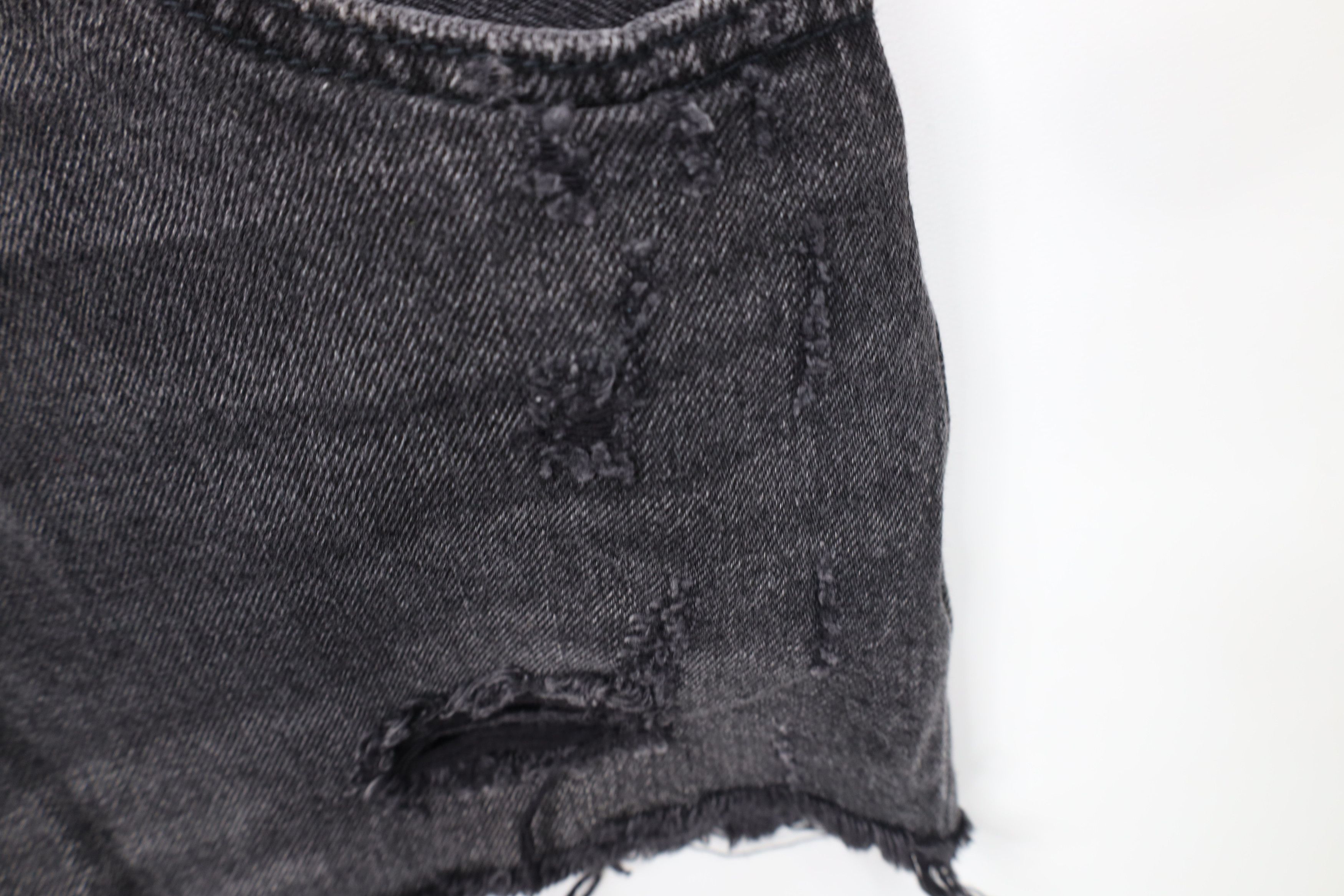 Levi's Vintage Y2K Levis 501xx Fly Cut Off Denim Jean Shorts Black Size 28" / US 6 / IT 42 - 6 Thumbnail