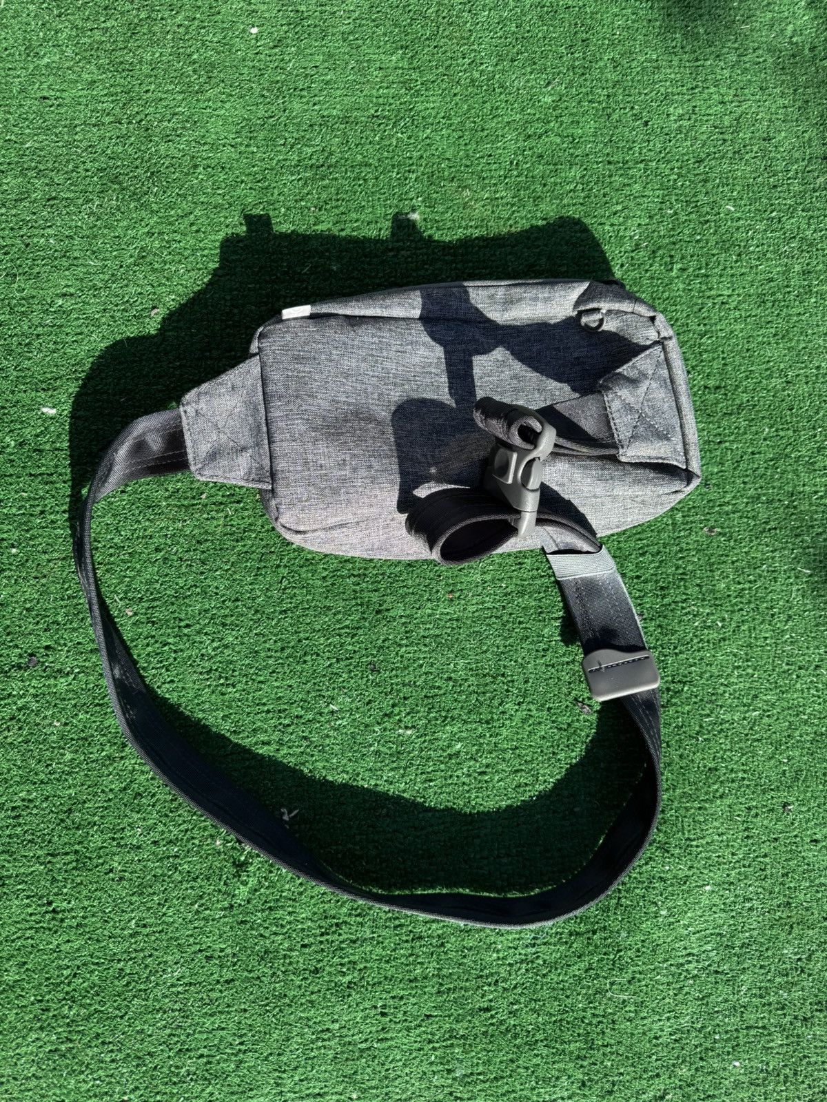 Target Basics Grey Waist/Shoulder bag w/ adjustable straps Size ONE SIZE - 2 Thumbnail