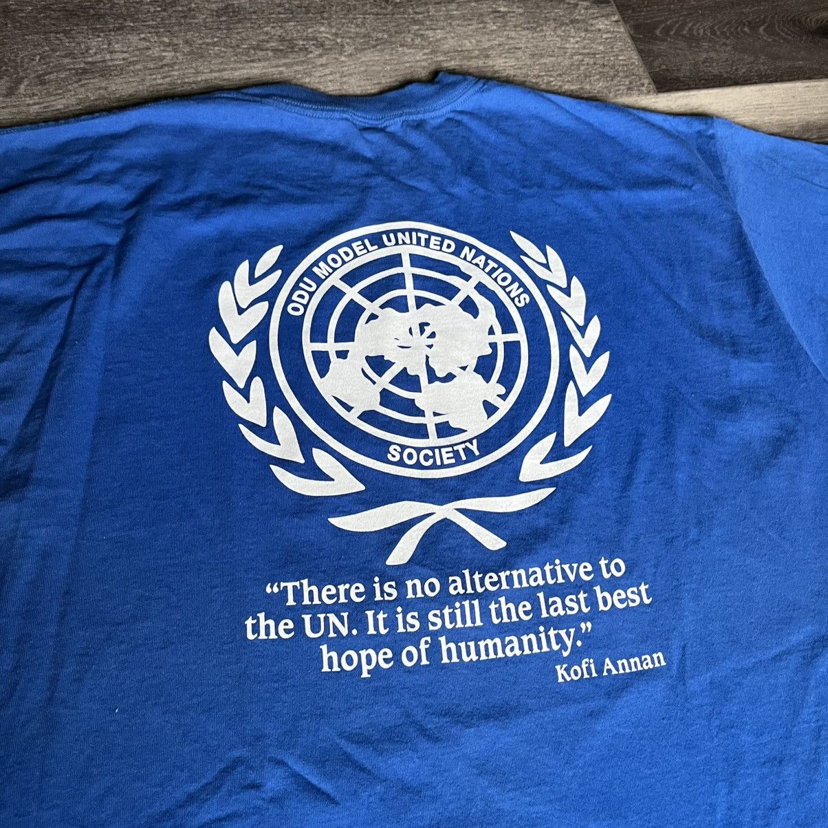 Vintage Vintage UN United Nations World Economic Forum Globalist Tee Size US XL / EU 56 / 4 - 1 Thumbnail