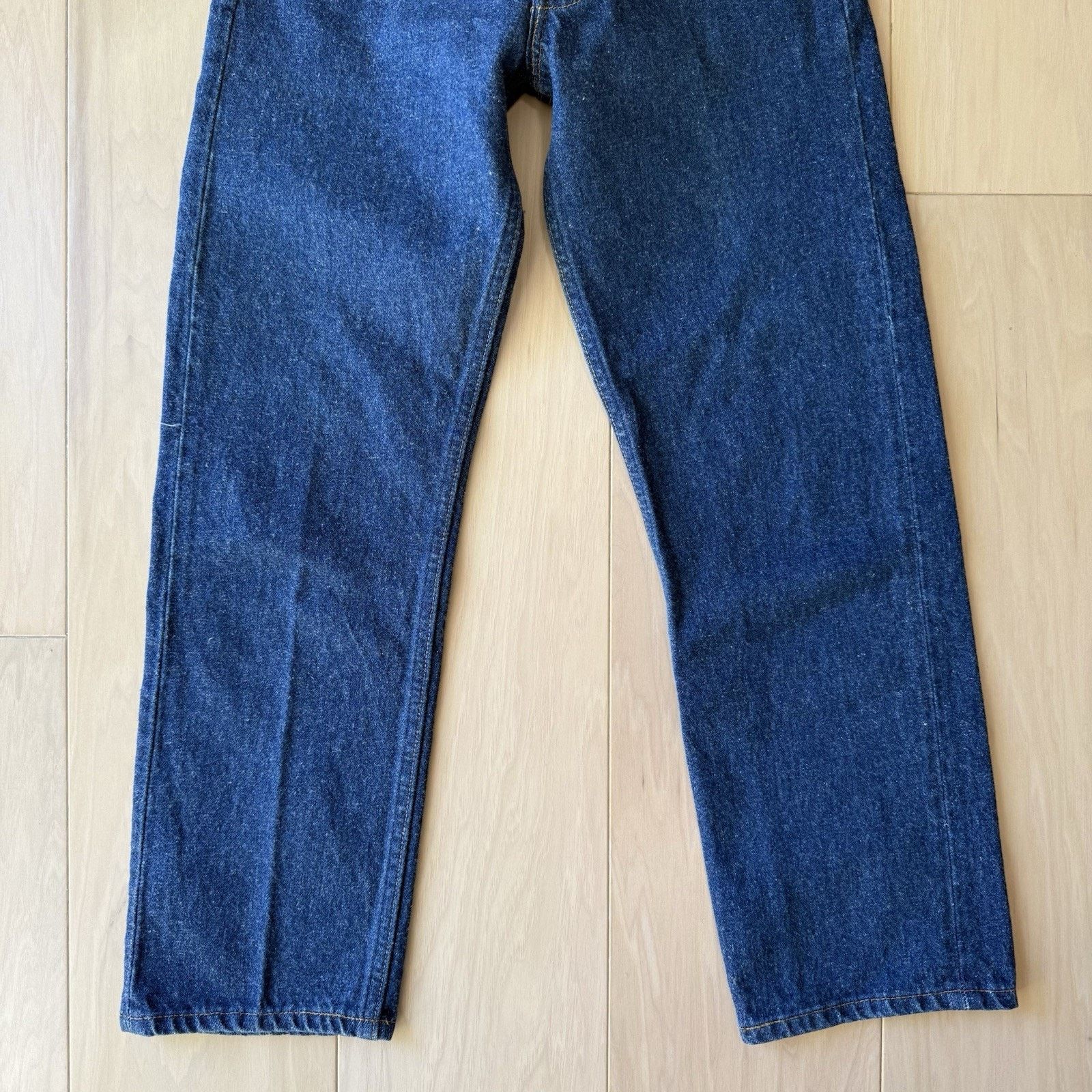 Levi's × Vintage Vintage Levis 501 Jeans 25 Blue 80s Medium Wash Made USA Size 25" / US 0 / IT 36 - 4 Thumbnail