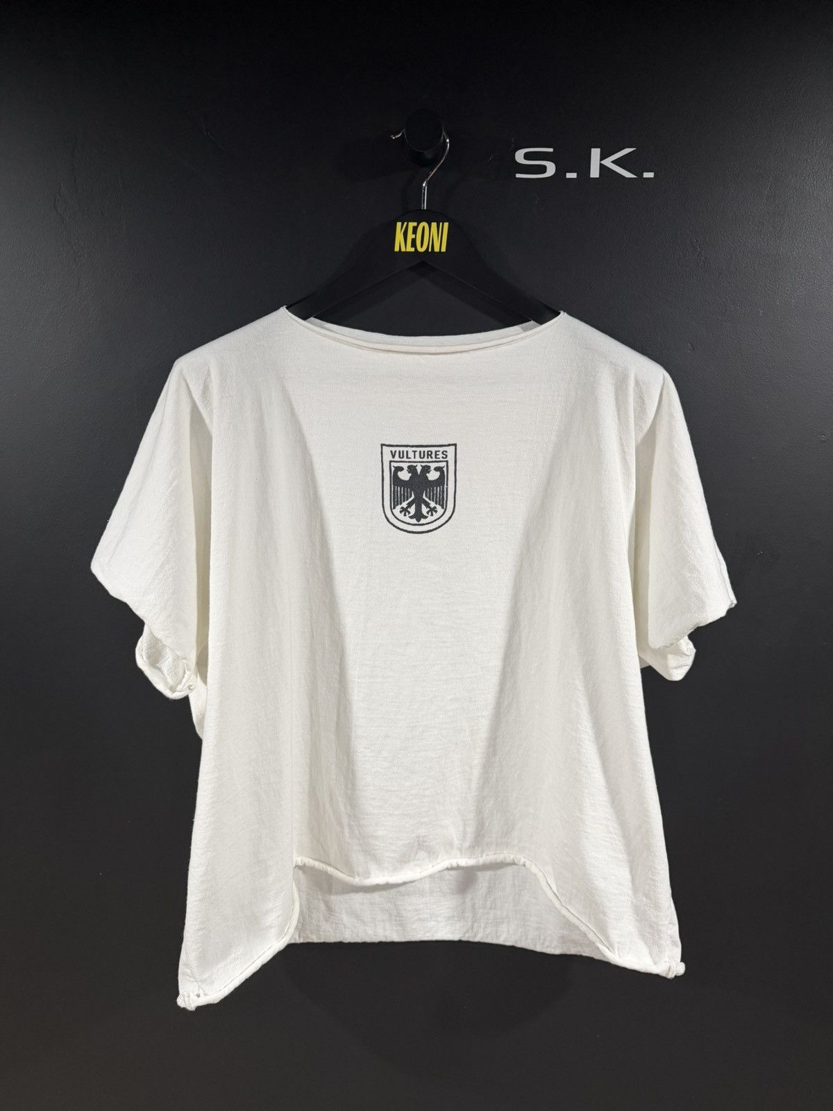 Yeezy Yeezy Kanye West Ye Gosha Vultures Box White Tee SZ 2 XXL Size US XXL / EU 58 / 5 - 1 Thumbnail