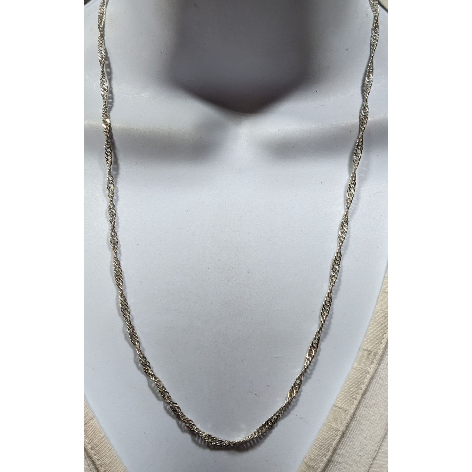 Other Classic Elegant Twisted Bright Silver Tone Wheat Chain Size ONE SIZE - 2 Thumbnail
