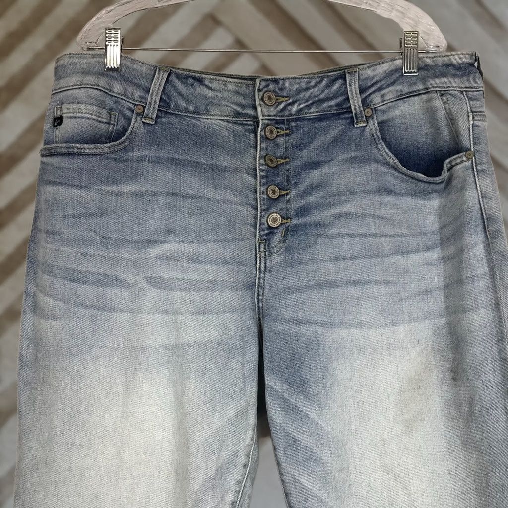 Vintage KANCAN BLUE DENIM JEANS COTTON BLEND BUTTON FRAYED HEM 18 WOMEN'S Size 40" / US 18 - 1 Thumbnail
