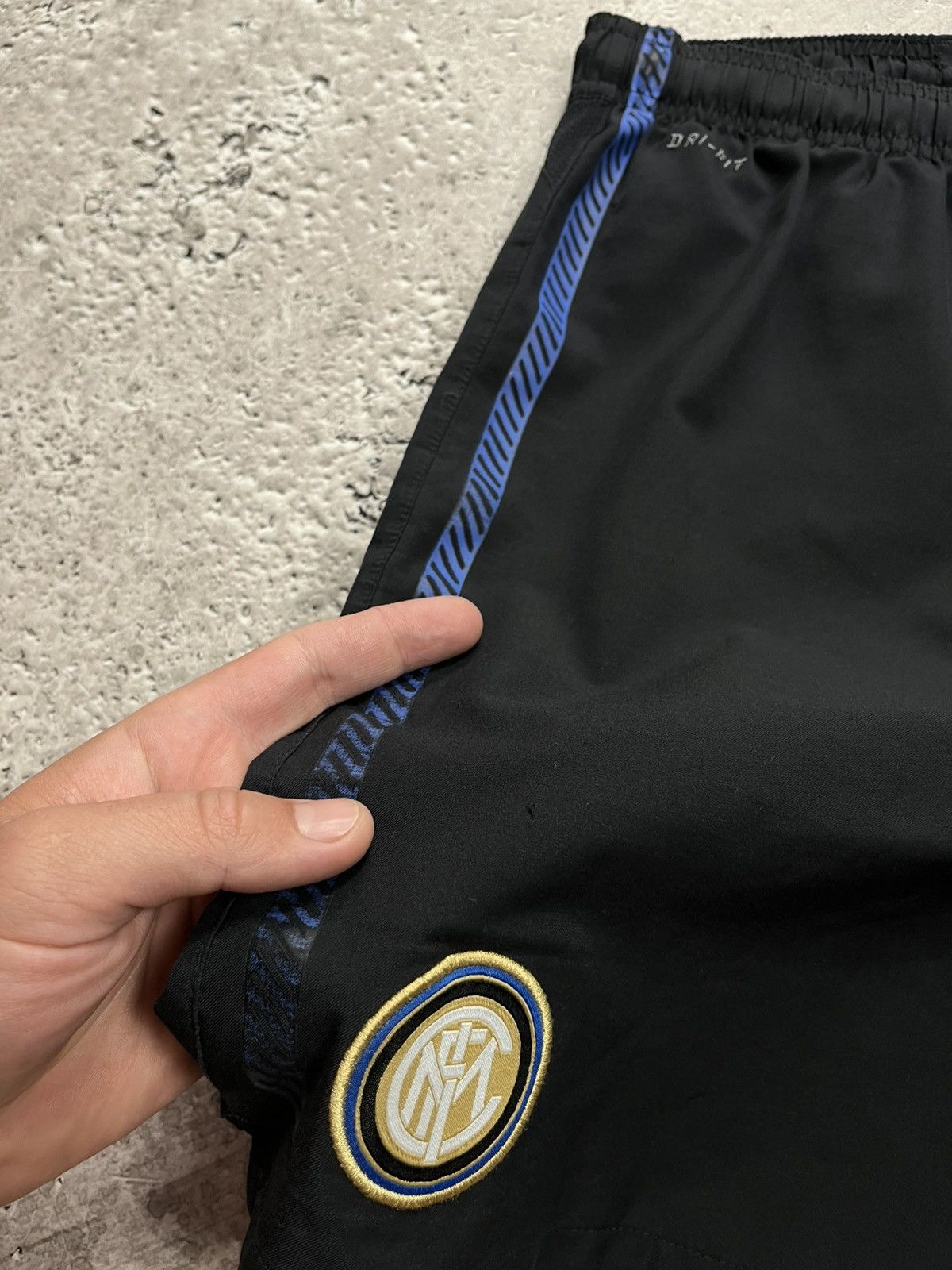 Nike Nike Inter Milan Dri-FIT Football Shorts S Black Blue Size US 30 / EU 46 - 6 Thumbnail