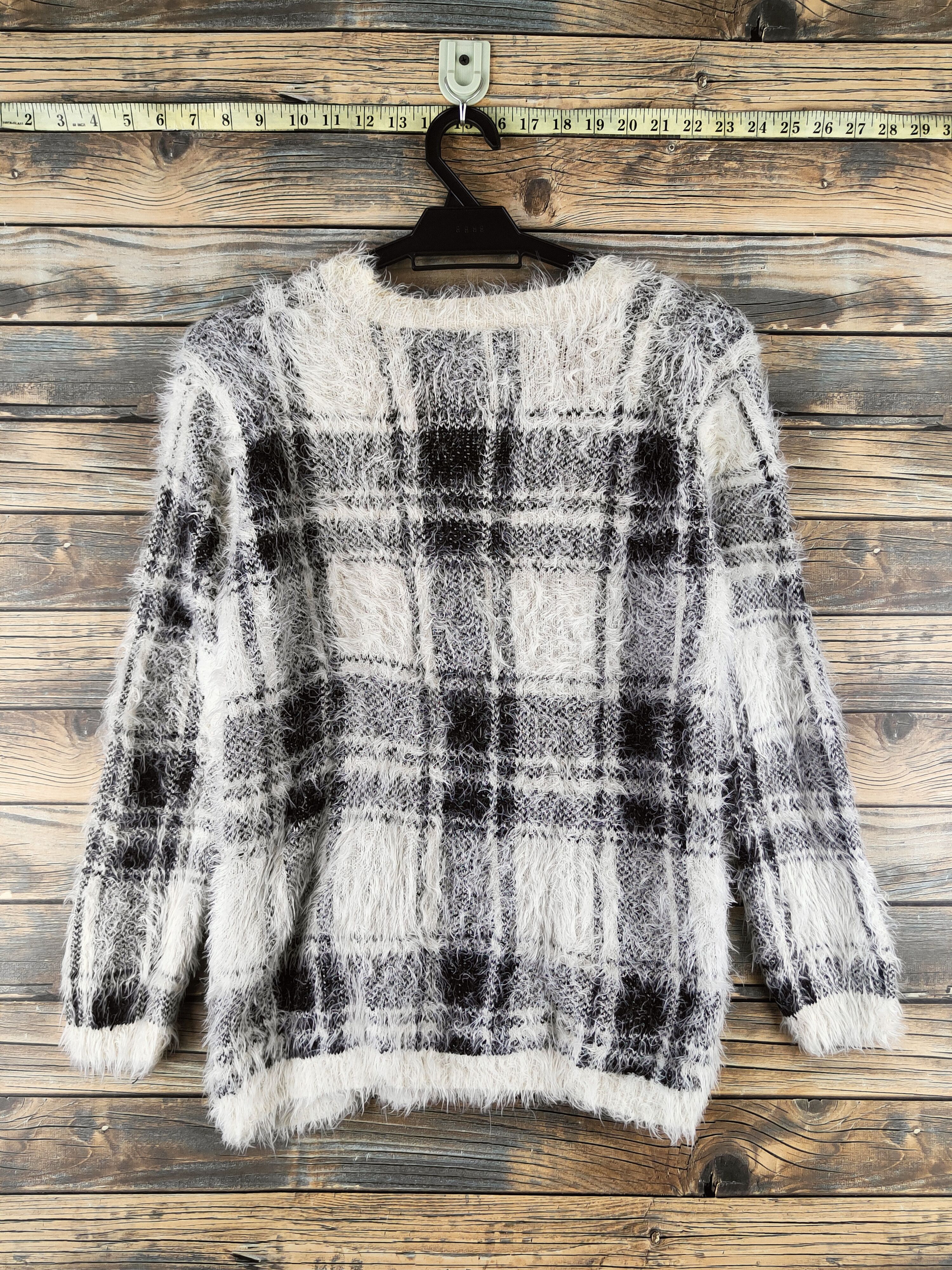 Japanese Brand DL Japanese Brand Black White Fur Mohair Knitwear #46-983 Size S / US 4 / IT 40 - 7 Thumbnail