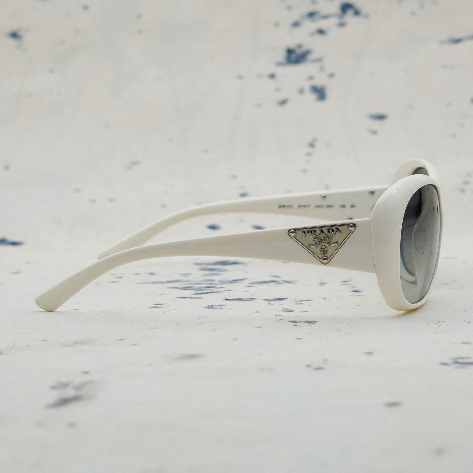 Prada Prada milano spr 27l triangle logo white oval sunglasses Size ONE SIZE - 3 Thumbnail