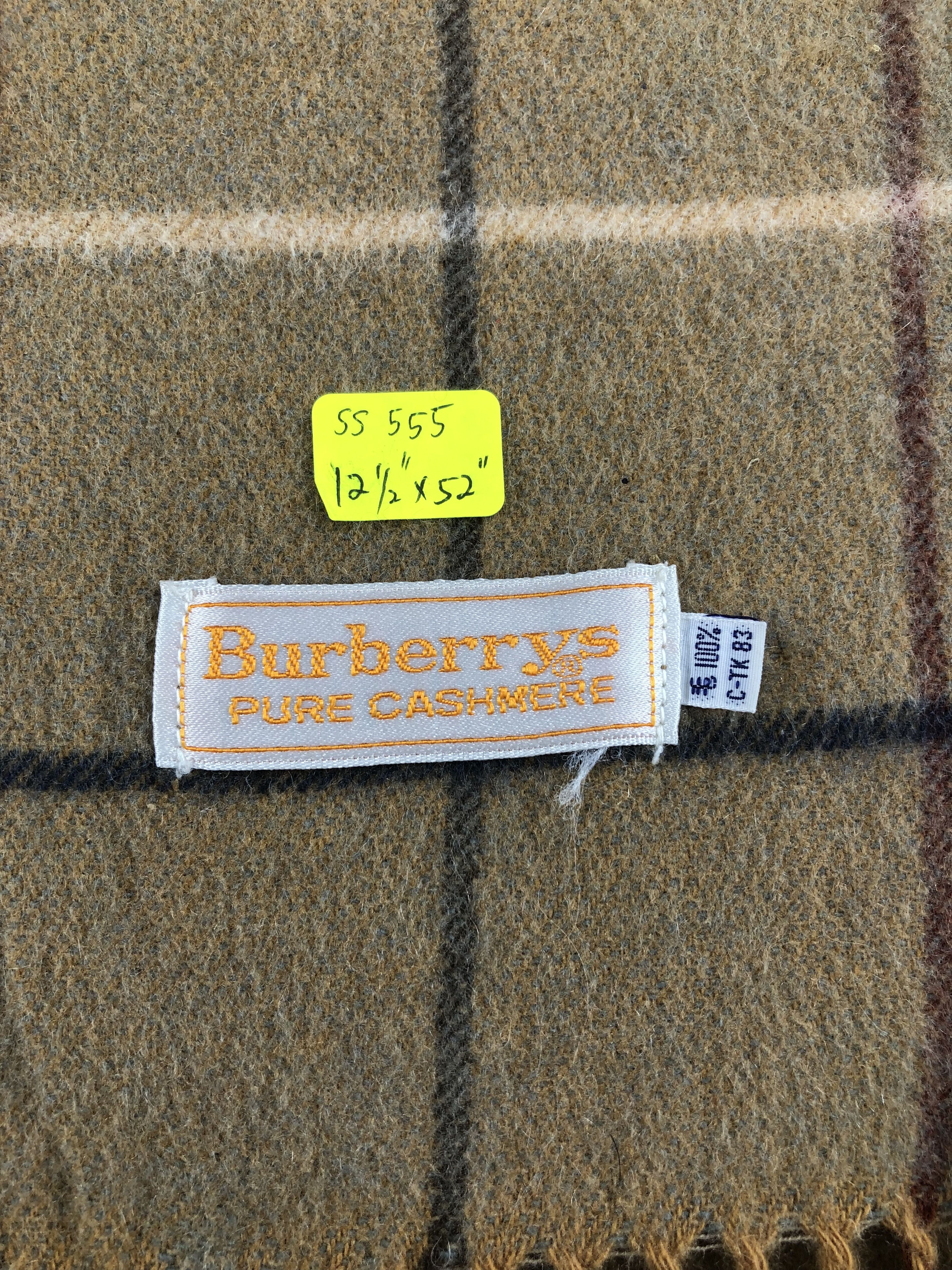 Burberry Burberry Scarf / Muffler / Neckwear Size ONE SIZE - 4 Thumbnail