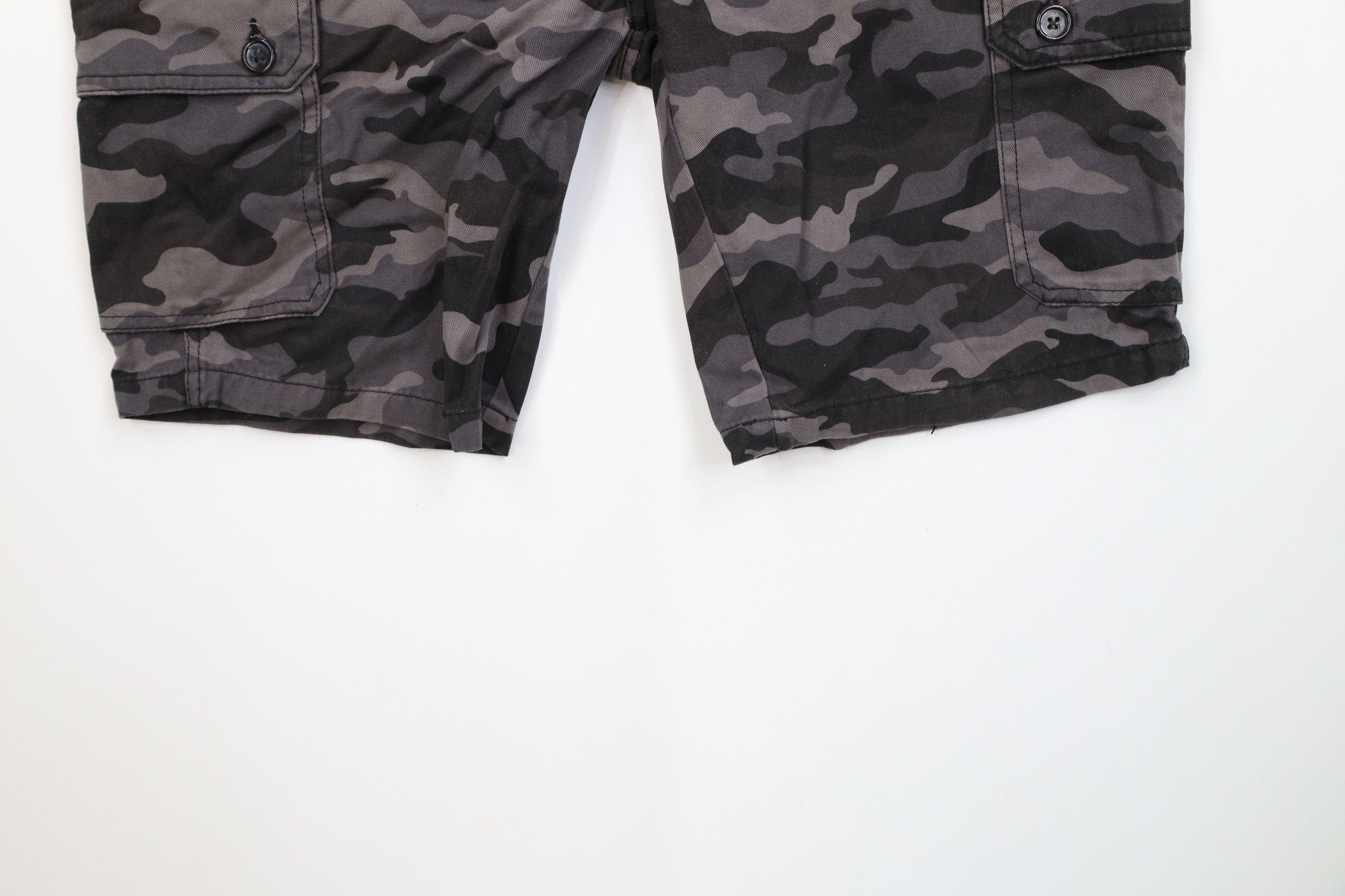 Vintage Vintage Y2K Streetwear Above Knee Cargo Shorts Cotton Size US 34 / EU 50 - 4 Thumbnail