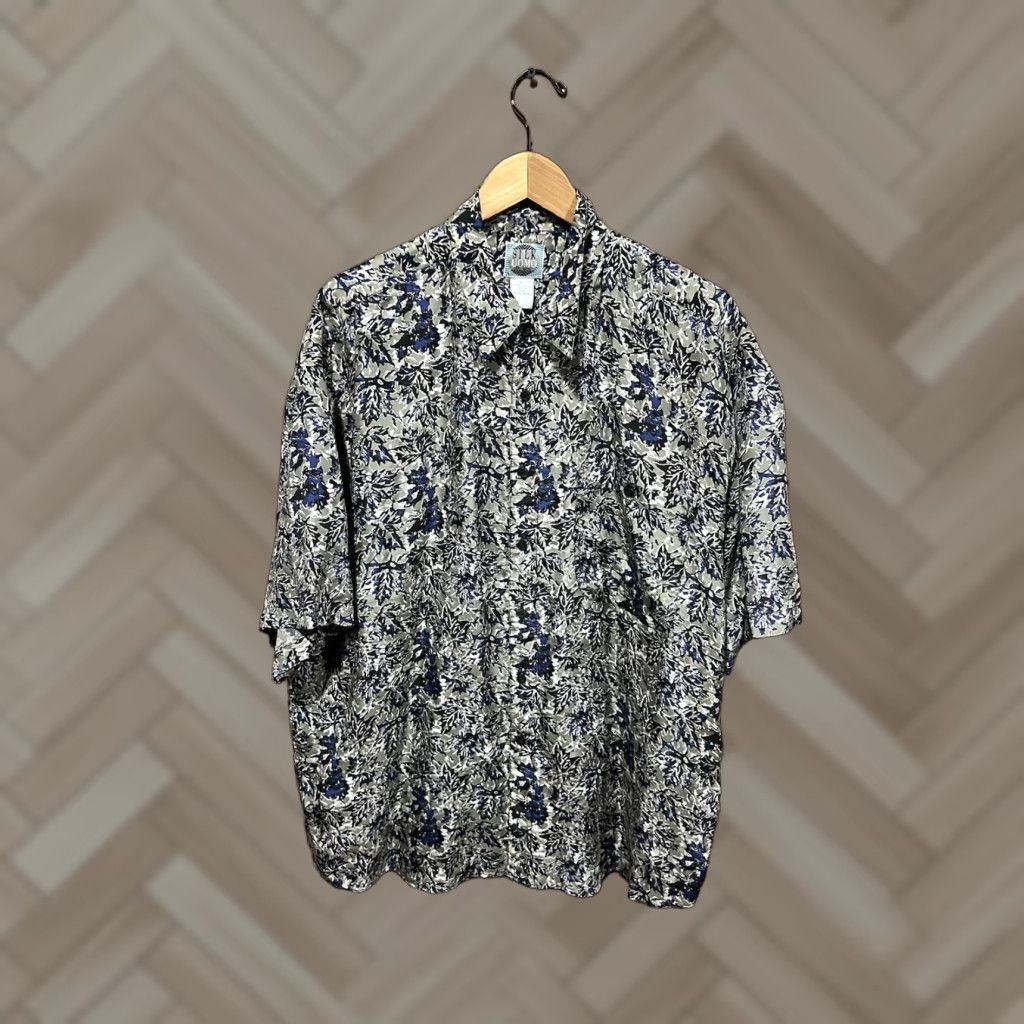 Vintage VINTAGE Silk Uomo Mens Shirt Silk Blue Floral Pattern Button-Up, Size Large, Short Sleeve, Regular Fit Size US L / EU 52-54 / 3 - 1 Thumbnail
