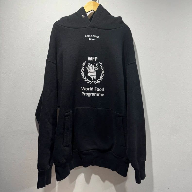 Balenciaga Balenciaga Charity Wheat Spike Monogrammed Logo Printed Lo Size US S / EU 44-46 / 1 - 1 Thumbnail