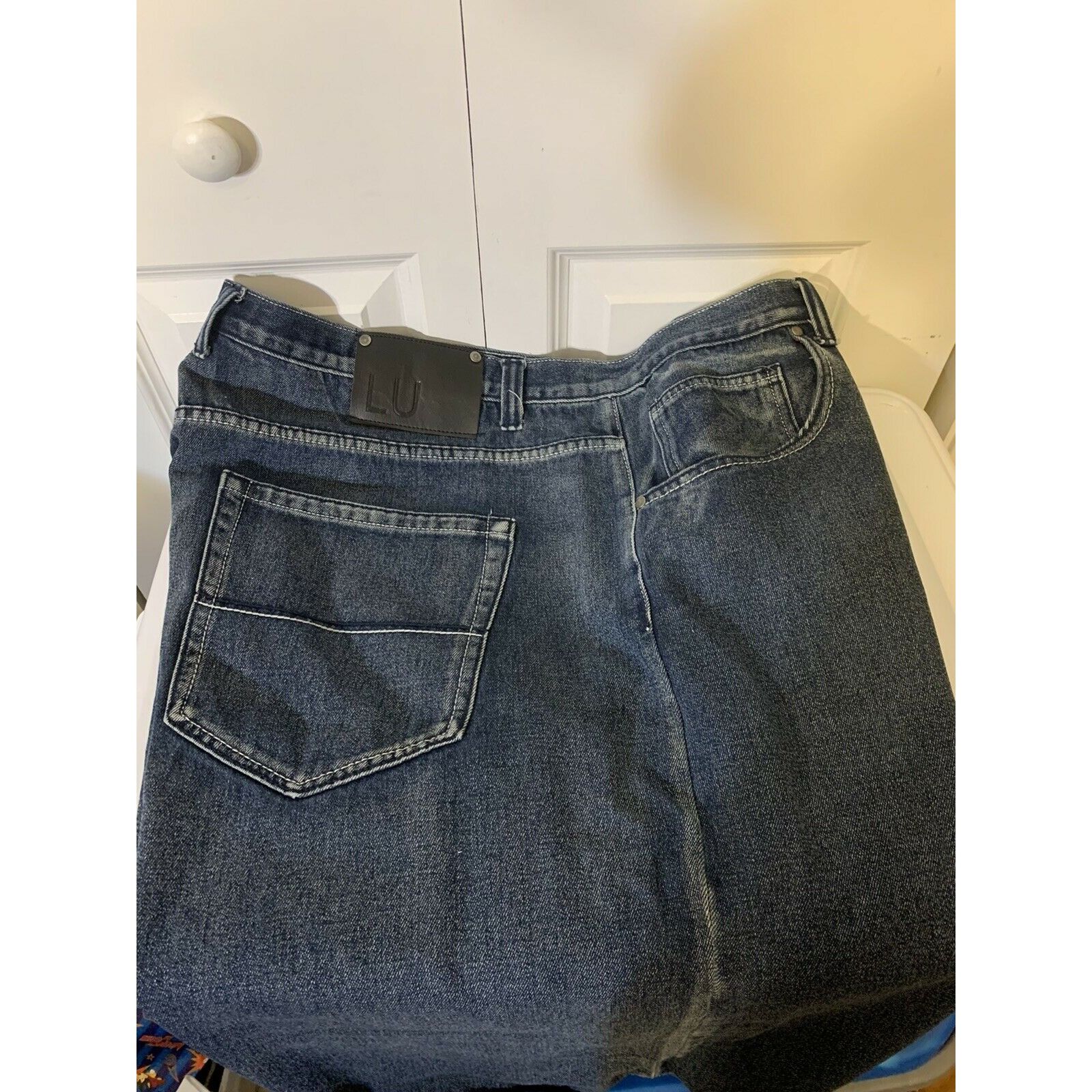 Other LINEA UOMO RELAXED STRAIGHT Men’s Sz 48 Denim Blue Shorts Size US 44 / EU 60 - 1 Thumbnail
