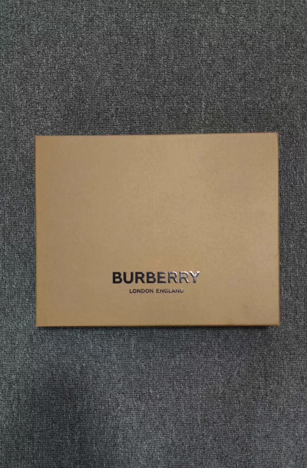 Burberry Burberry TB Allover Print Cashmere Scarf Red Size ONE SIZE - 6 Thumbnail