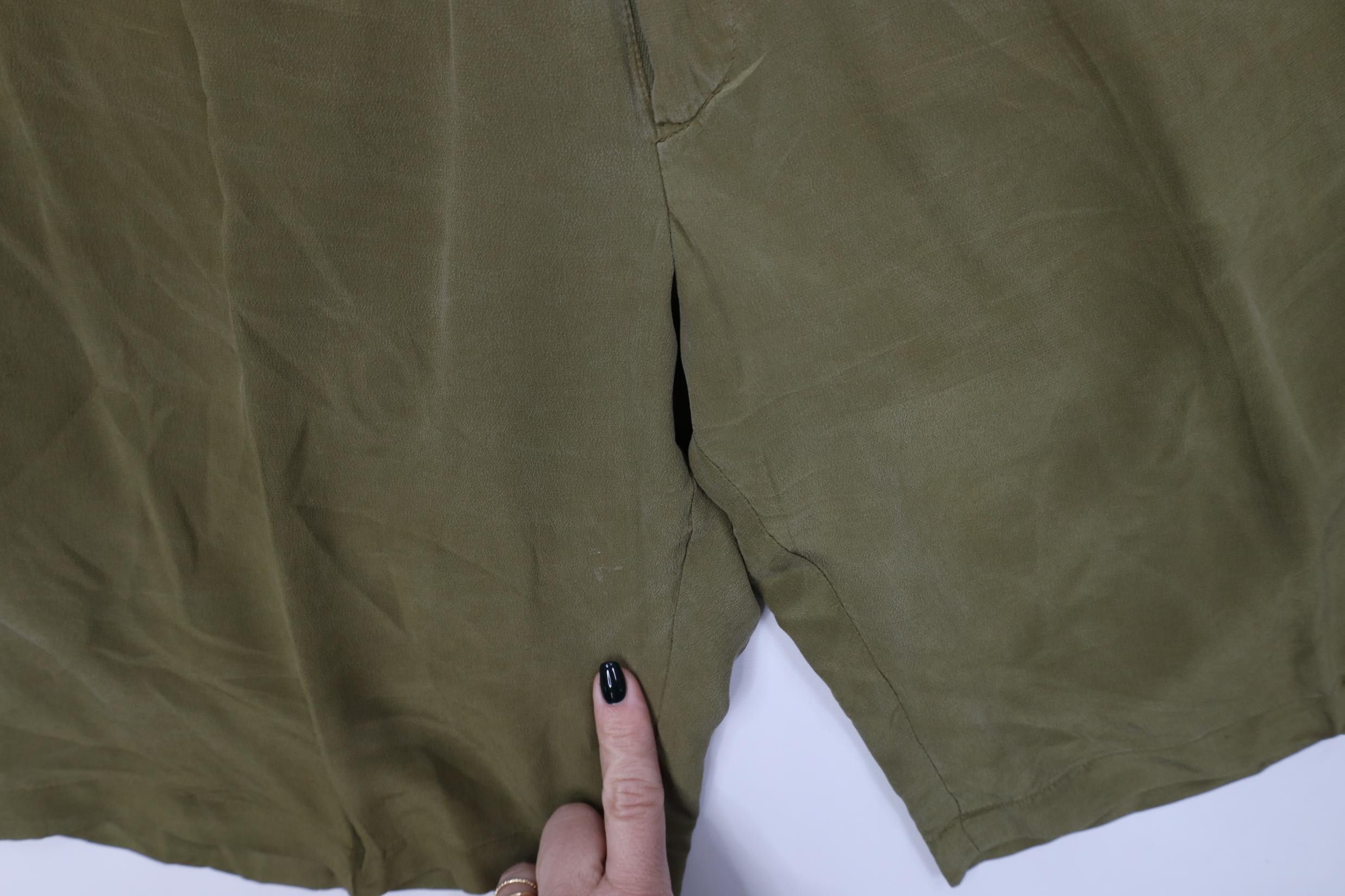Vintage Vintage 90s Streetwear Above Knee Silk Pleated Shorts Green Size US 34 / EU 50 - 5 Thumbnail