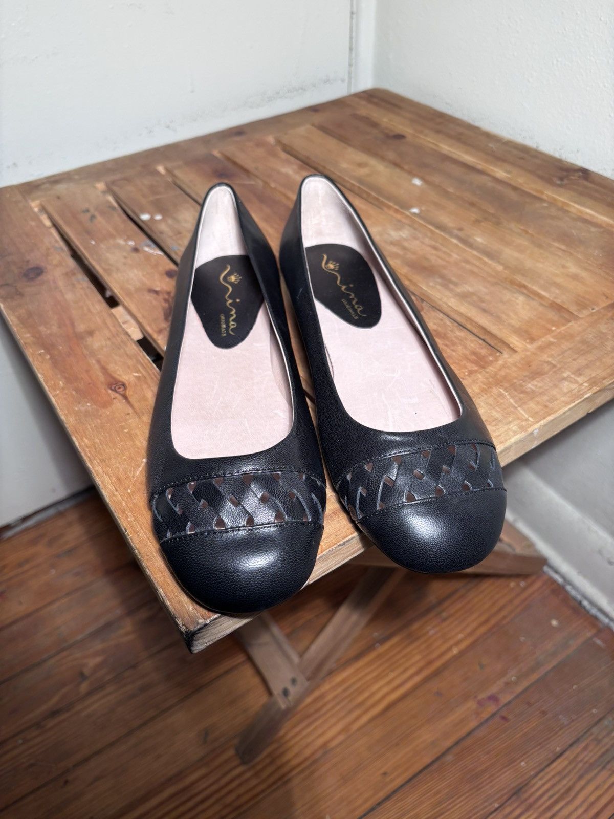 Other Nina Cut Out Ballet Flats Slip On Shoes Size US 7 / IT 37 - 1 Thumbnail