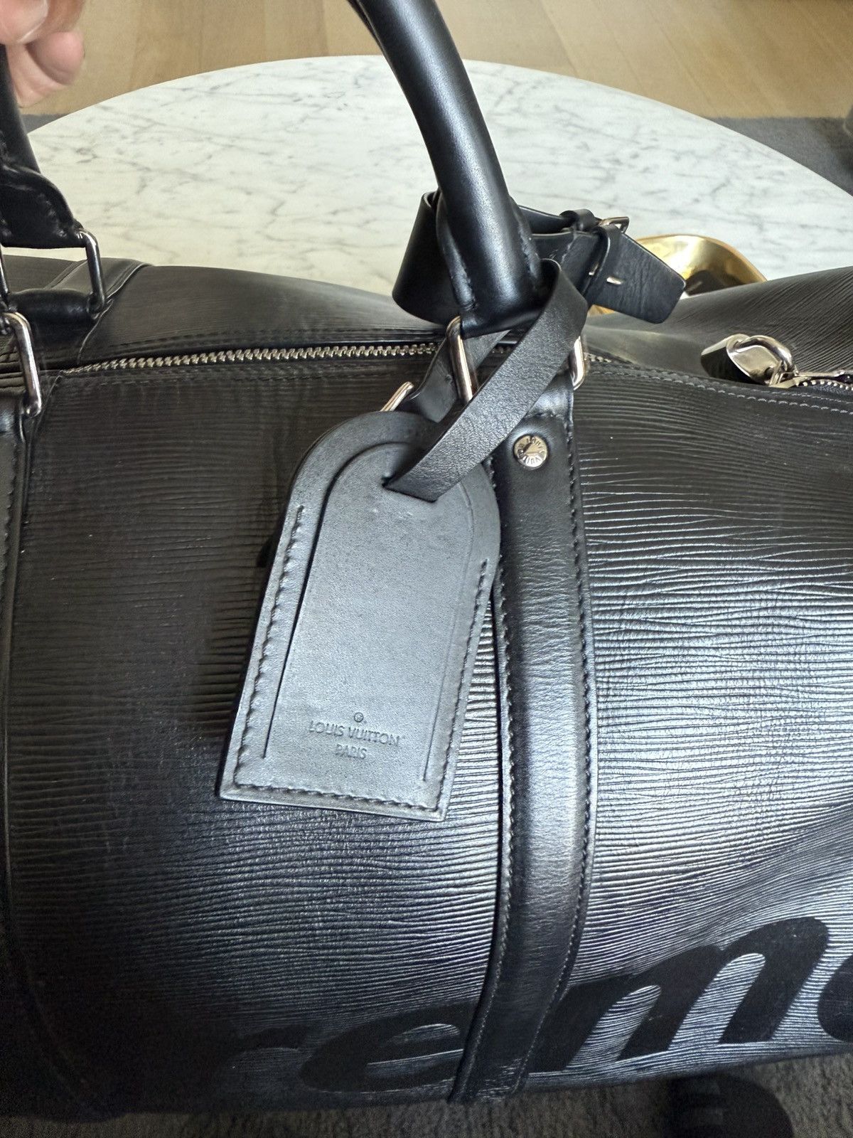 Louis Vuitton Louis Vuitton x Supreme Keepall 55 – Black Epi Leather Size ONE SIZE - 9 Thumbnail