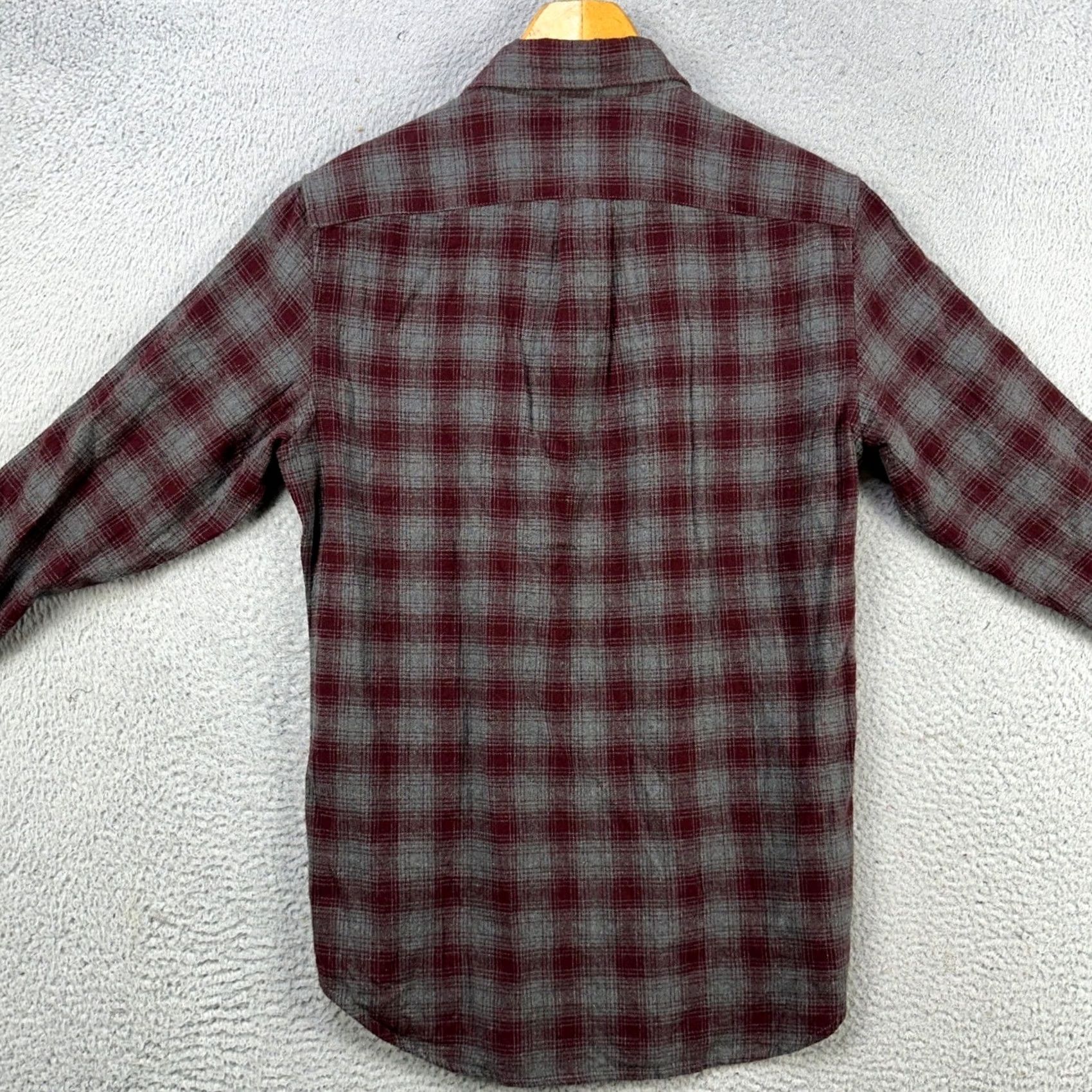 Vintage J Crew Flannel Shirt Button Up Mens Small Maroon Gray Plaid Classic Fit Pocket Size US S / EU 44-46 / 1 - 3 Thumbnail