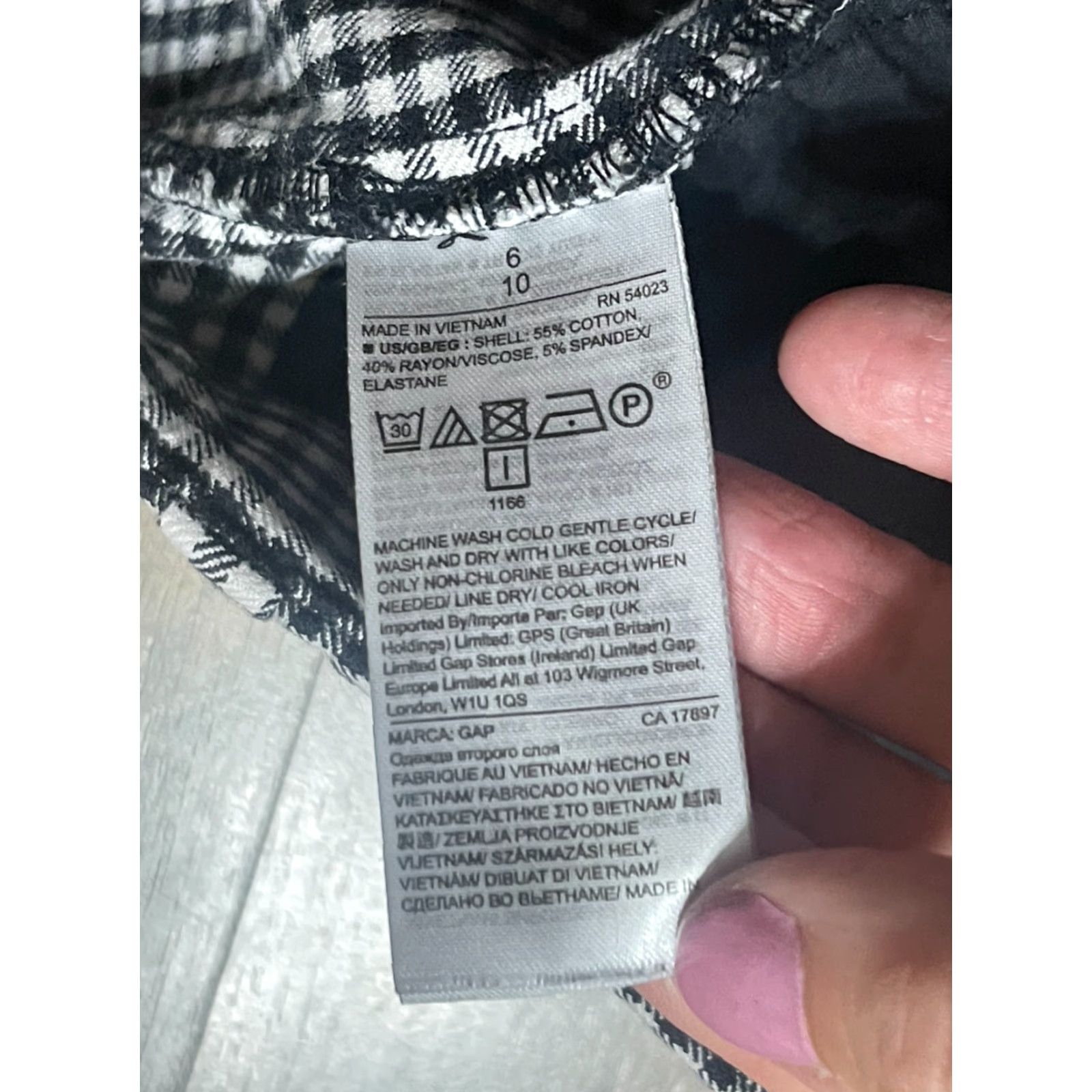 Gap Gap Pants Womens 06 Black White Plaid Skinny Ankle Casual Regular Cotton Stretch Inseam 24 in Fall Spring Summer Womens Size 28" / US 6 / IT 42 - 6 Thumbnail