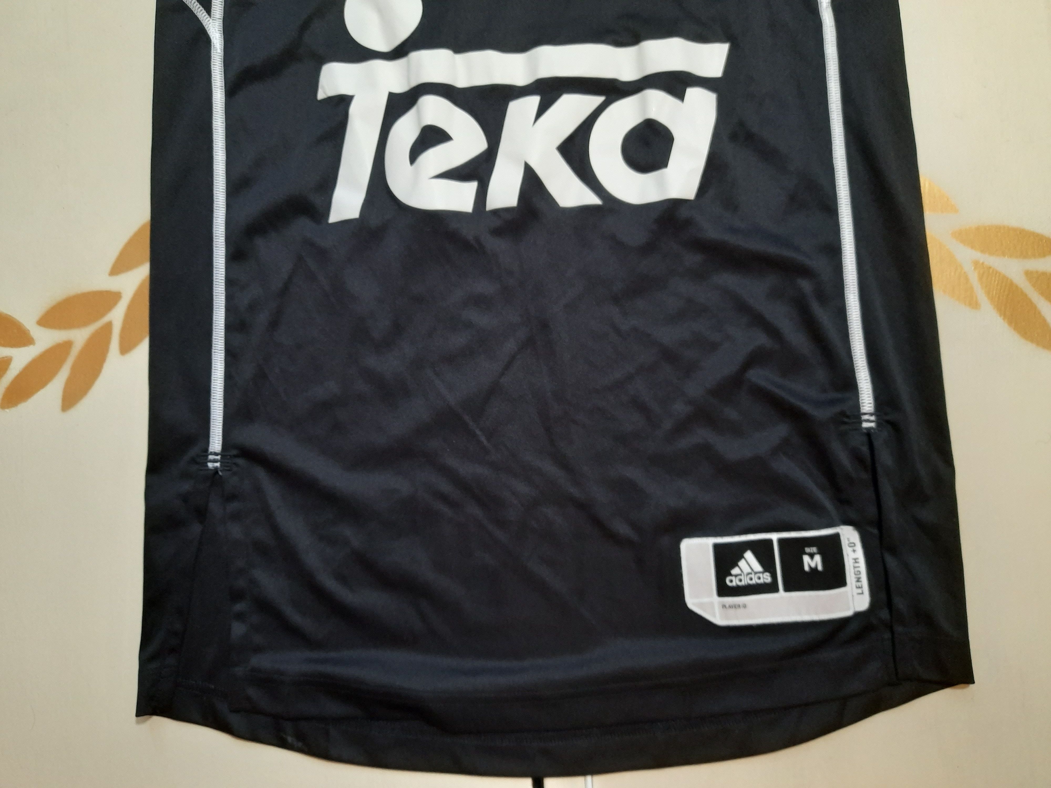 Other Real Madrid Basketball Jersey 2014 Size US M / EU 48-50 / 2 - 3 Thumbnail