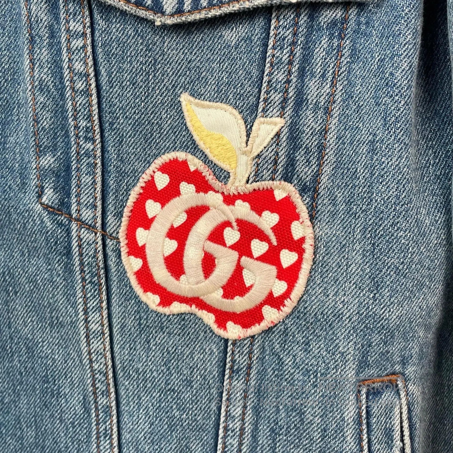 Gucci Gucci Valentine Limited Apple Embroidery Denim Jacket. Size S / US 4 / IT 40 - 3 Thumbnail