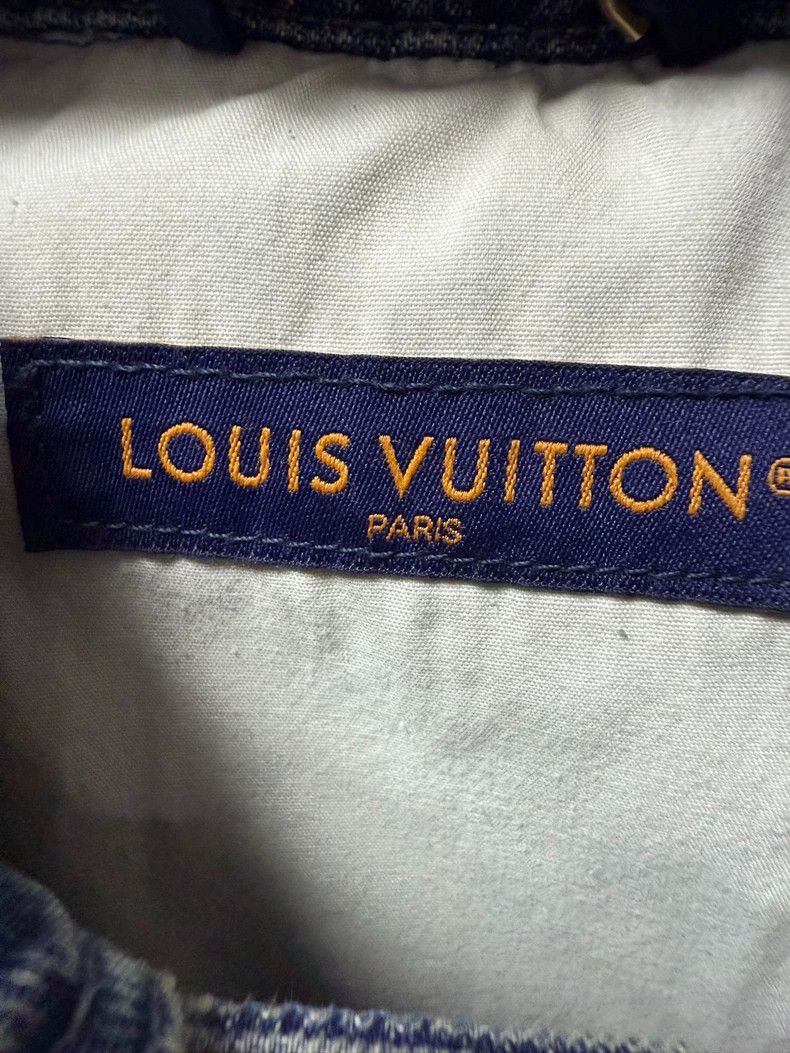 Louis Vuitton Louis Vuitton Short sleeve shirt Size US S / EU 44-46 / 1 - 3 Thumbnail