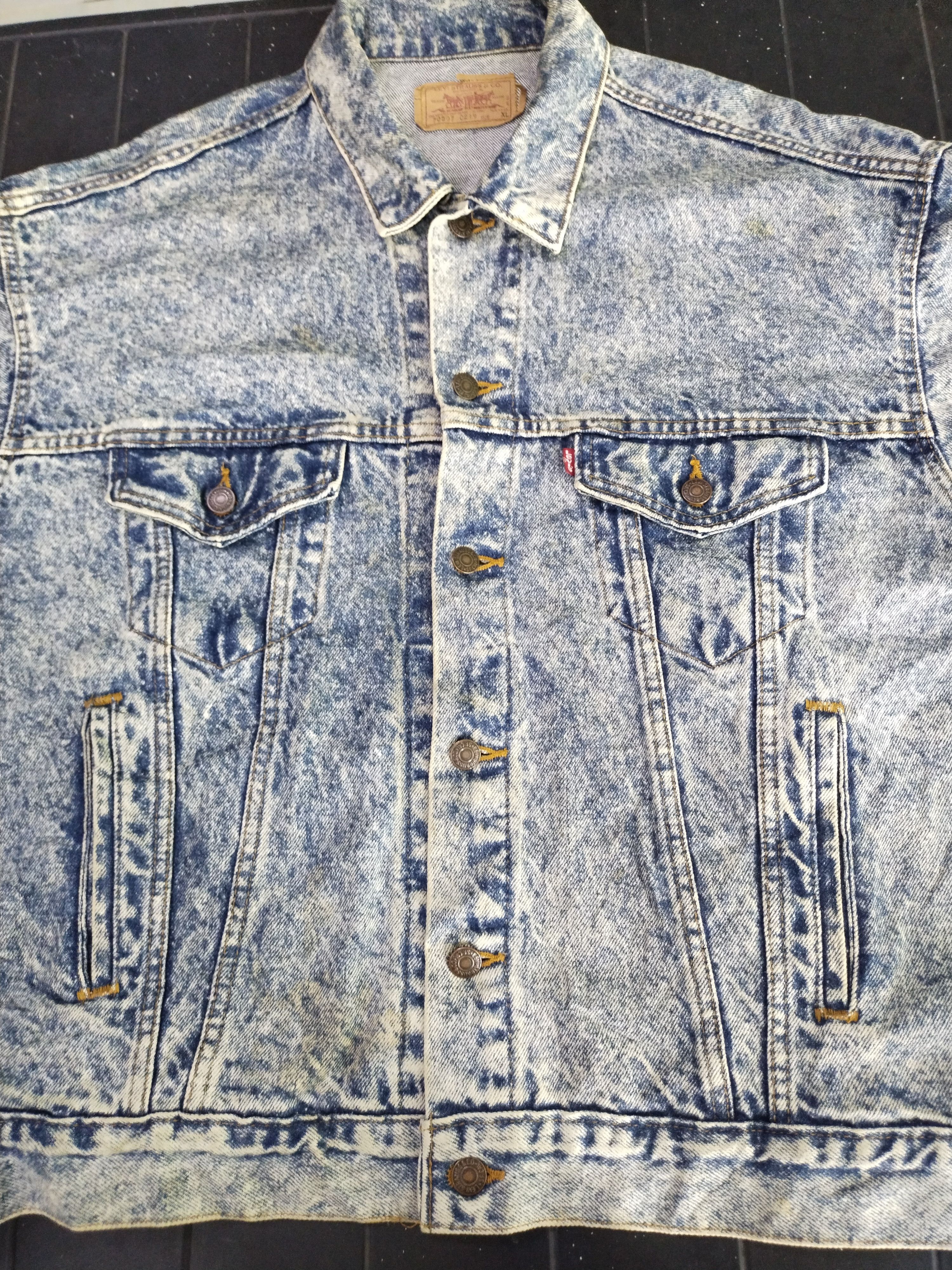 Levi's Vintage Levi's Acid Washed Made in USA Denim Jacket Size US L / EU 52-54 / 3 - 3 Thumbnail