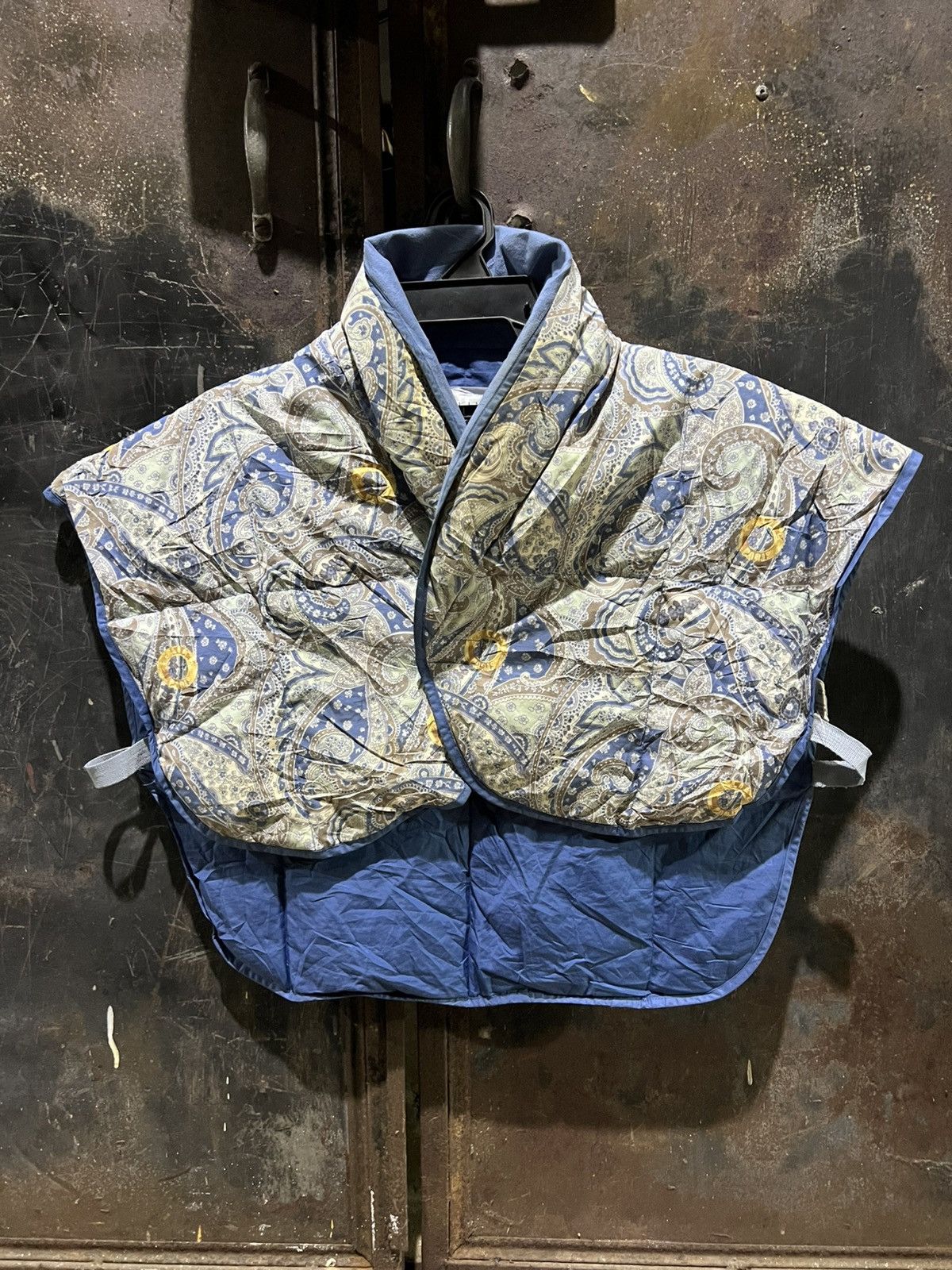 Celine VTG CELINE PARIS DOWN PONCHOS Size US M / EU 48-50 / 2 - 1 Thumbnail