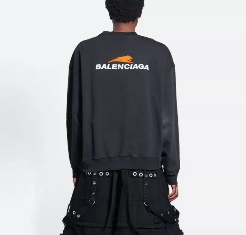 Balenciaga Balenciaga Year of the Tiger Printed Crew Neck Sweatshirt Size US S / EU 44-46 / 1 - 6 Thumbnail