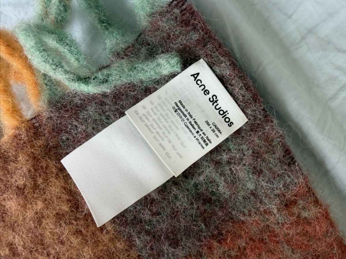Acne Studios Acne Studios Mohair Checked Scarf Size ONE SIZE - 3 Thumbnail