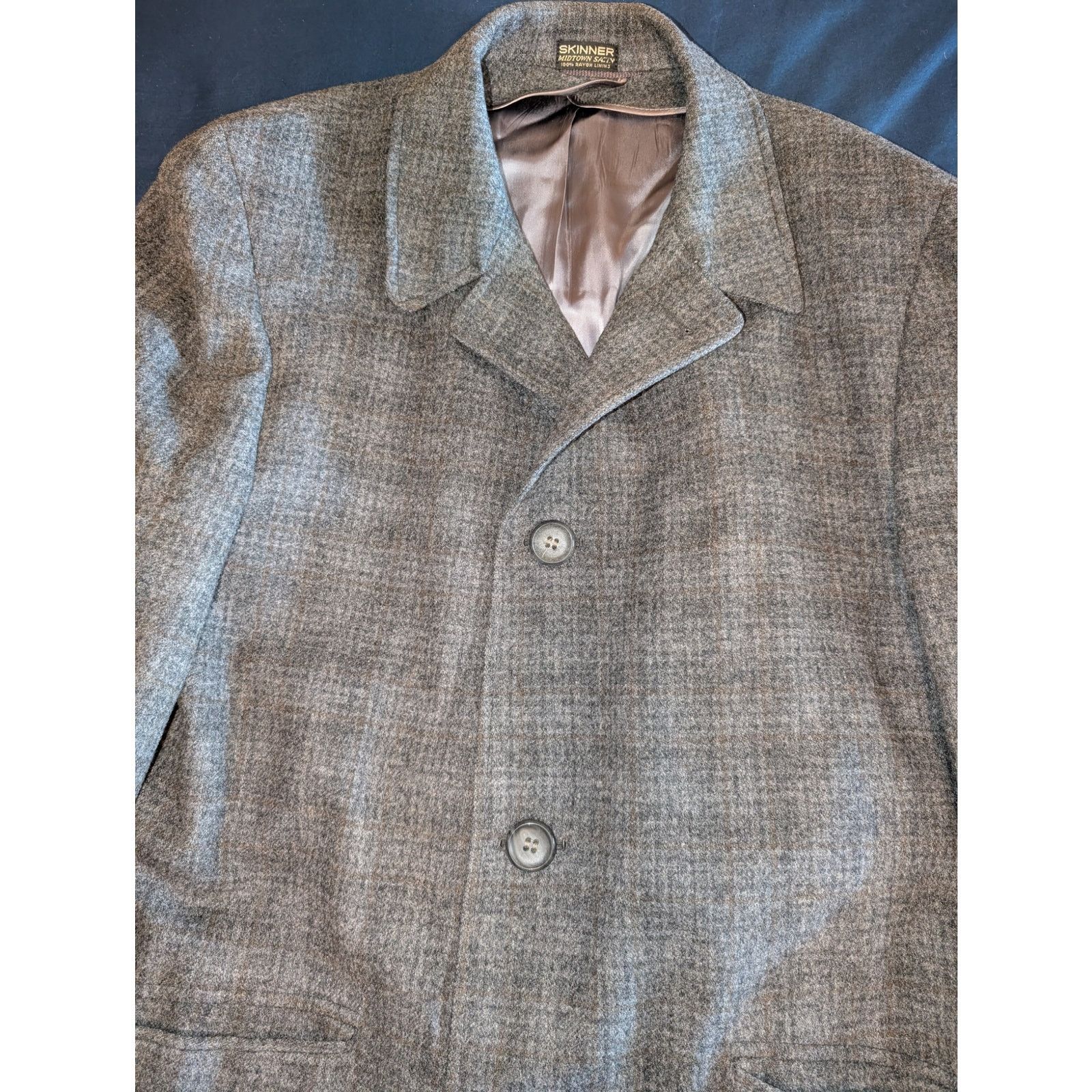 London Fog Vintage Thorobred Wool Overcoat Grodins Skinner Satin 48 Size US L / EU 52-54 / 3 - 3 Thumbnail