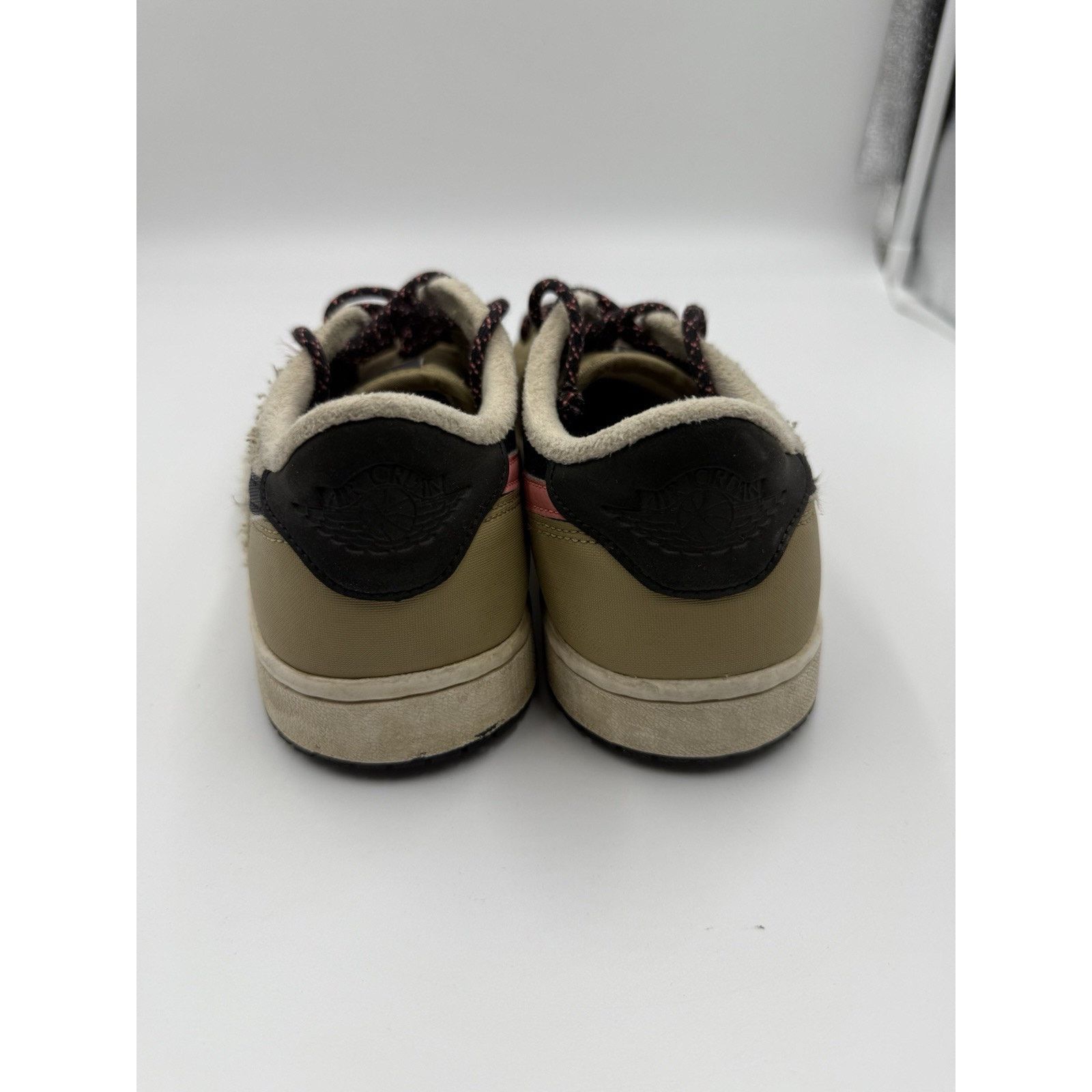Jordan Brand Size 8 - Air Jordan 1 Retro Fleece Low Parachute Beige W Size US 8 / IT 38 - 4 Thumbnail