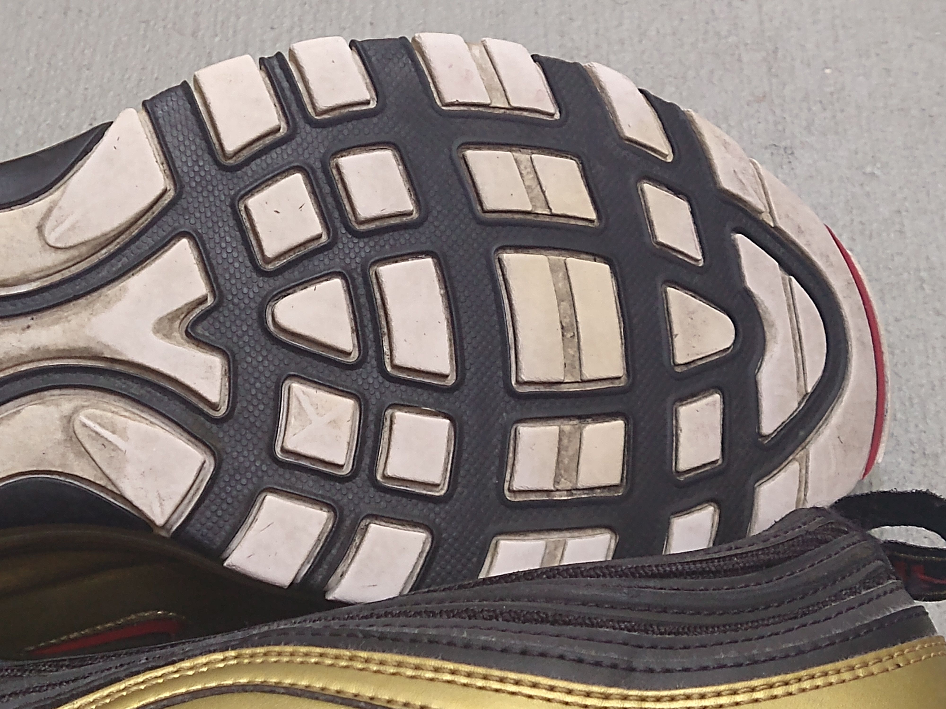 Nike Nike Air Max 97 QS Metallic Gold Size 11.5 AT5458-002 Size US 11.5 / EU 44-45 - 18 Thumbnail