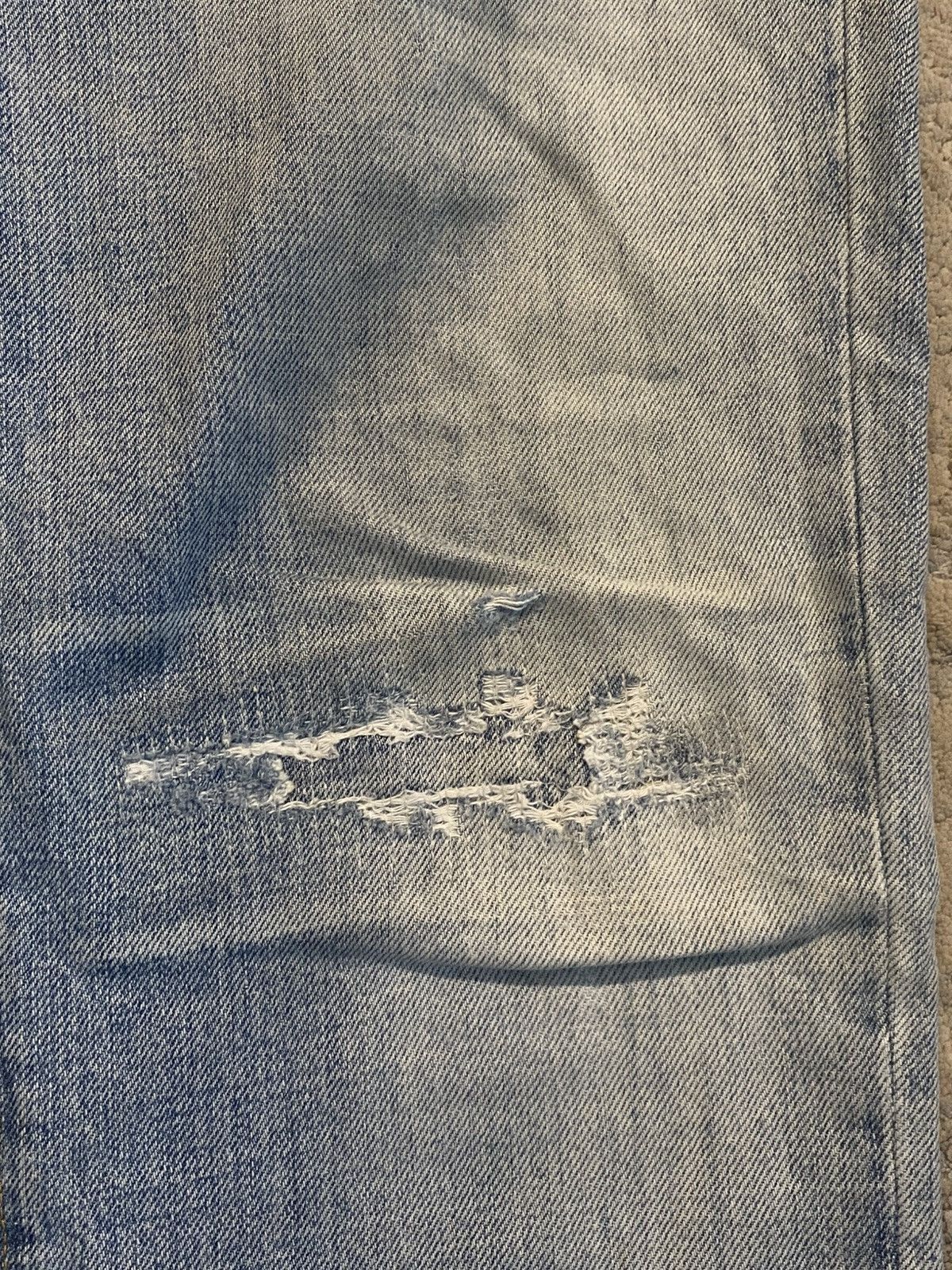 Saint Laurent Paris Saint Laurent AW15 Lightwash Knee Repaired Denim Size US 33 - 4 Thumbnail