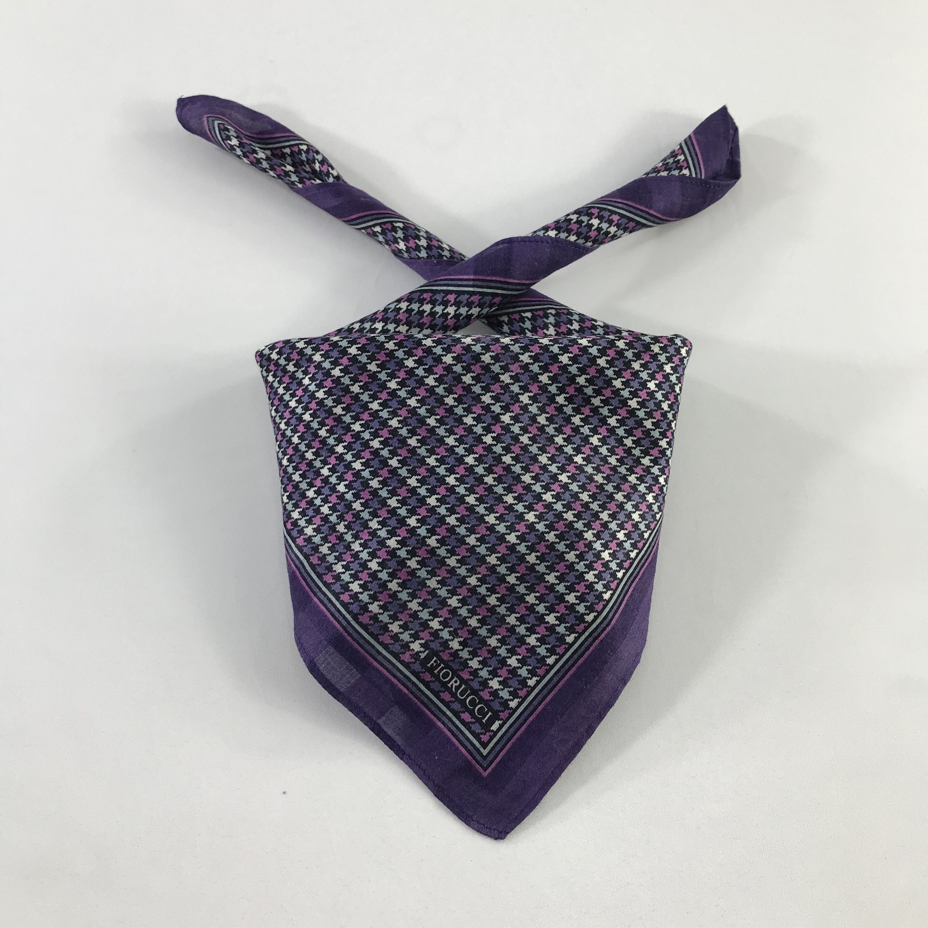 Fiorucci × Vintage Fiorucci Bandana / Handkerchief / Neckerchief - S1010 Size ONE SIZE - 3 Thumbnail