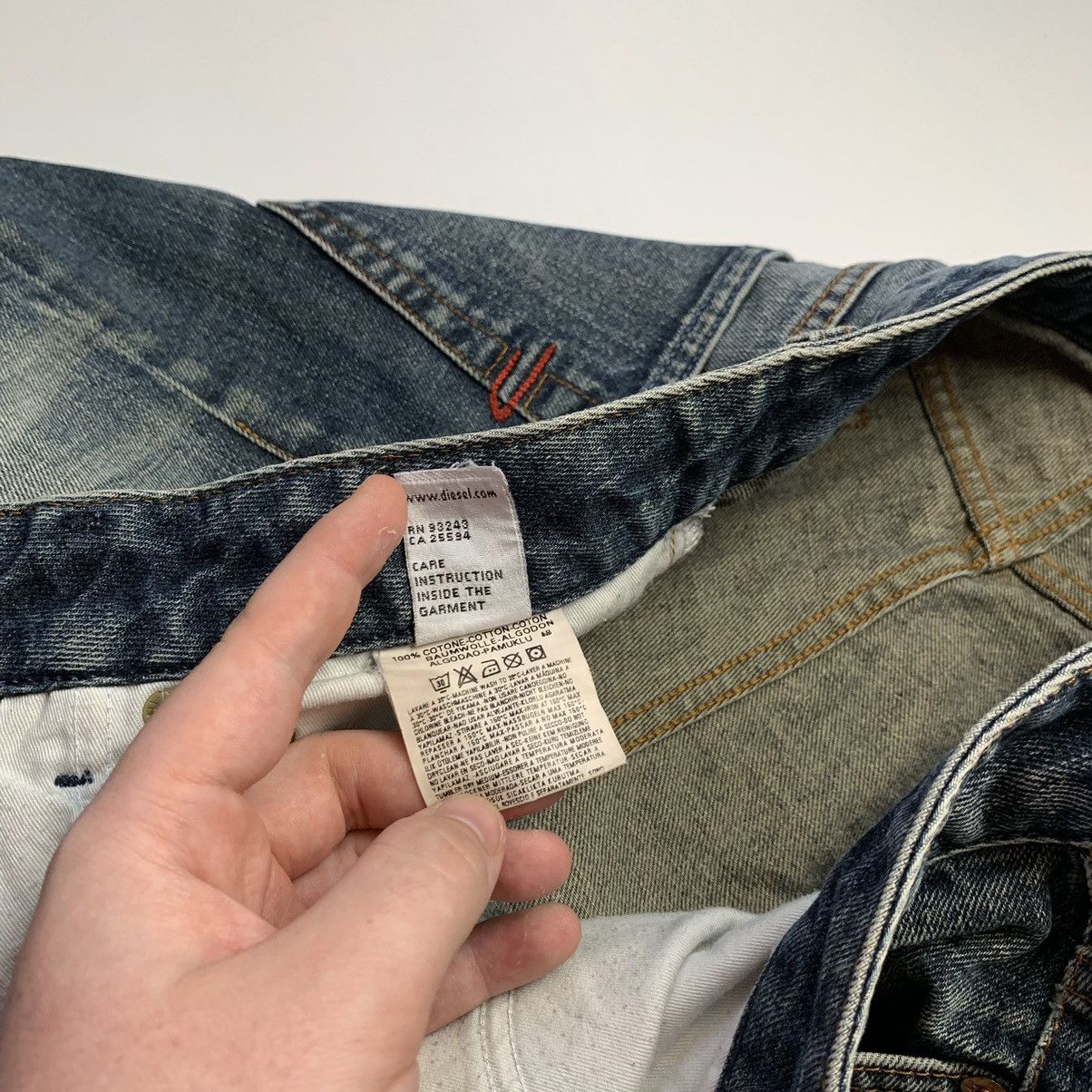Diesel Vintage Diesel Gradient Straight Jeans Size US 31 - 14 Thumbnail